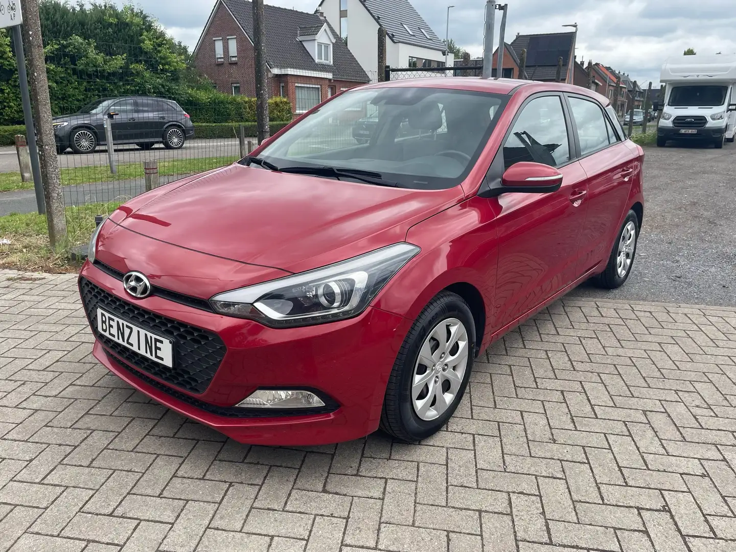 Hyundai i20 1.2i Pop Rouge - 1