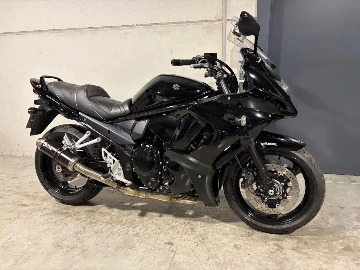 Suzuki GSX 1250 GSX1250FA leuke toermoto met verlagingskit - 1