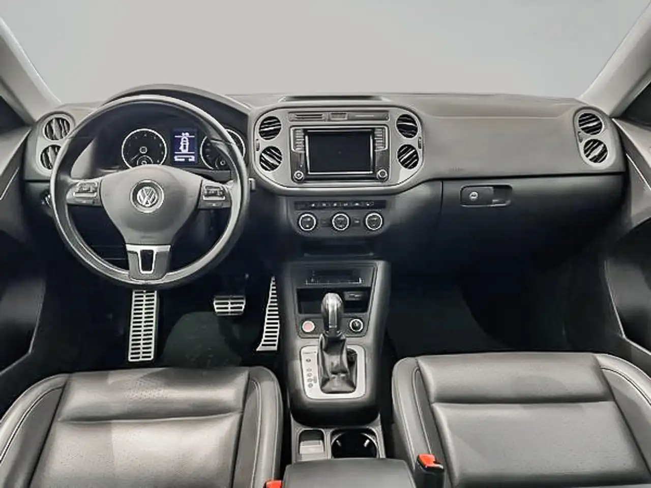 Volkswagen Tiguan снимка Volkswagen Tiguan