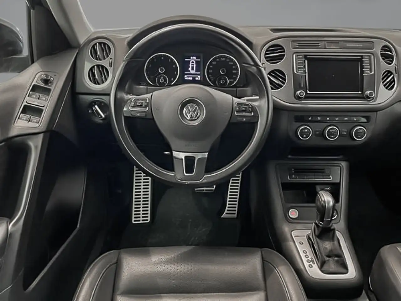 Volkswagen Tiguan снимка Volkswagen Tiguan