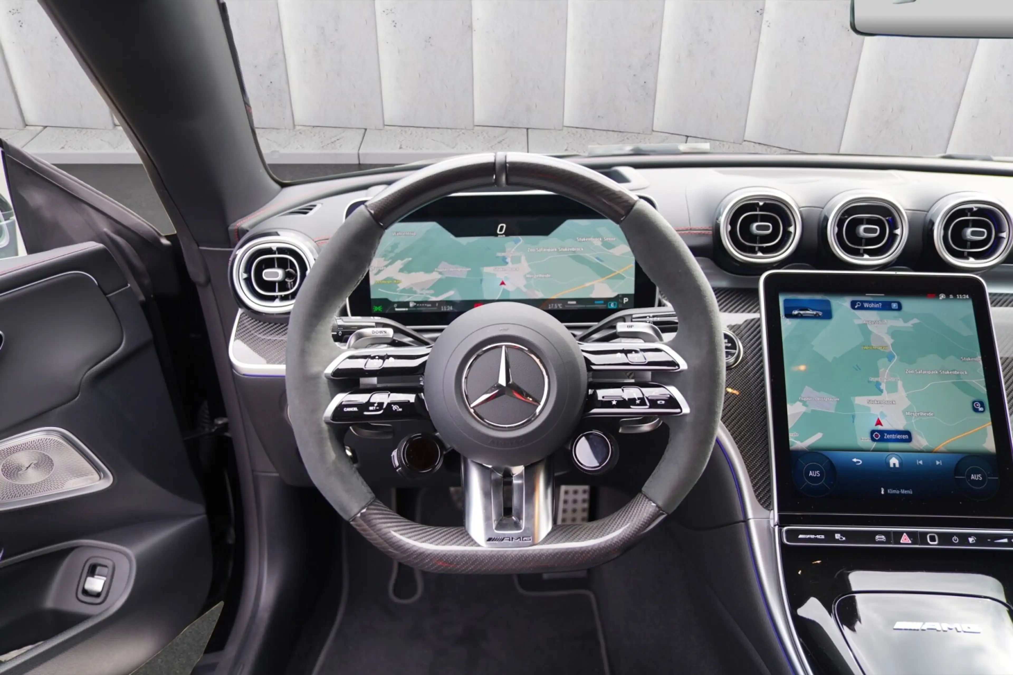 Mercedes-Benz CLE 53 AMG Mercedes-AMG CLE 53 4MATIC+ Cabriolet Premium Plus — photo 13