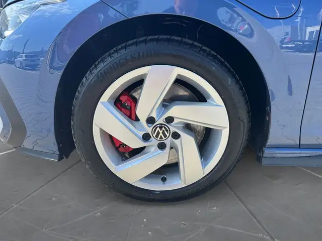 Volkswagen Golf view 15