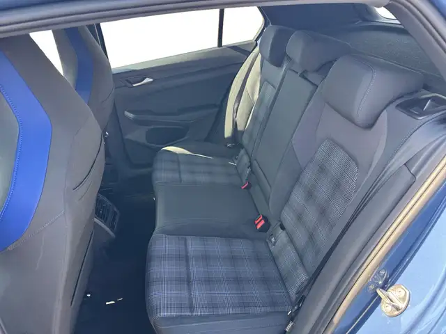 Volkswagen Golf view 10