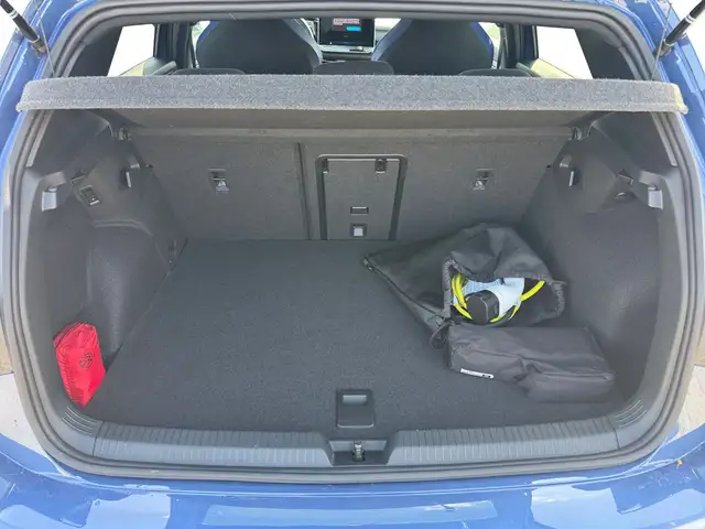 Volkswagen Golf view 14