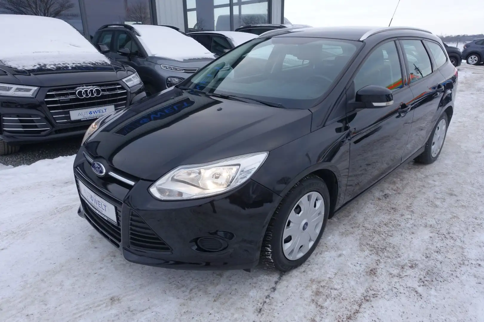 Ford Focus Turnier 1.0 KLIMA SITZH Zahnr+Insp+TÜV Neu Schwarz - 2