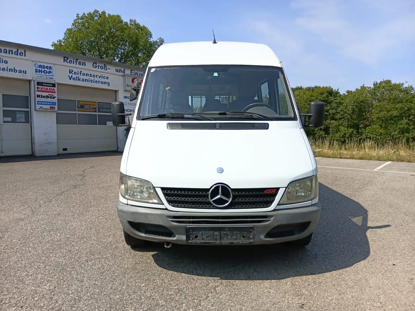 Mercedes-Benz Sprinter 311 CDI - 9 SITZER - KLIMA PICKERL - 2