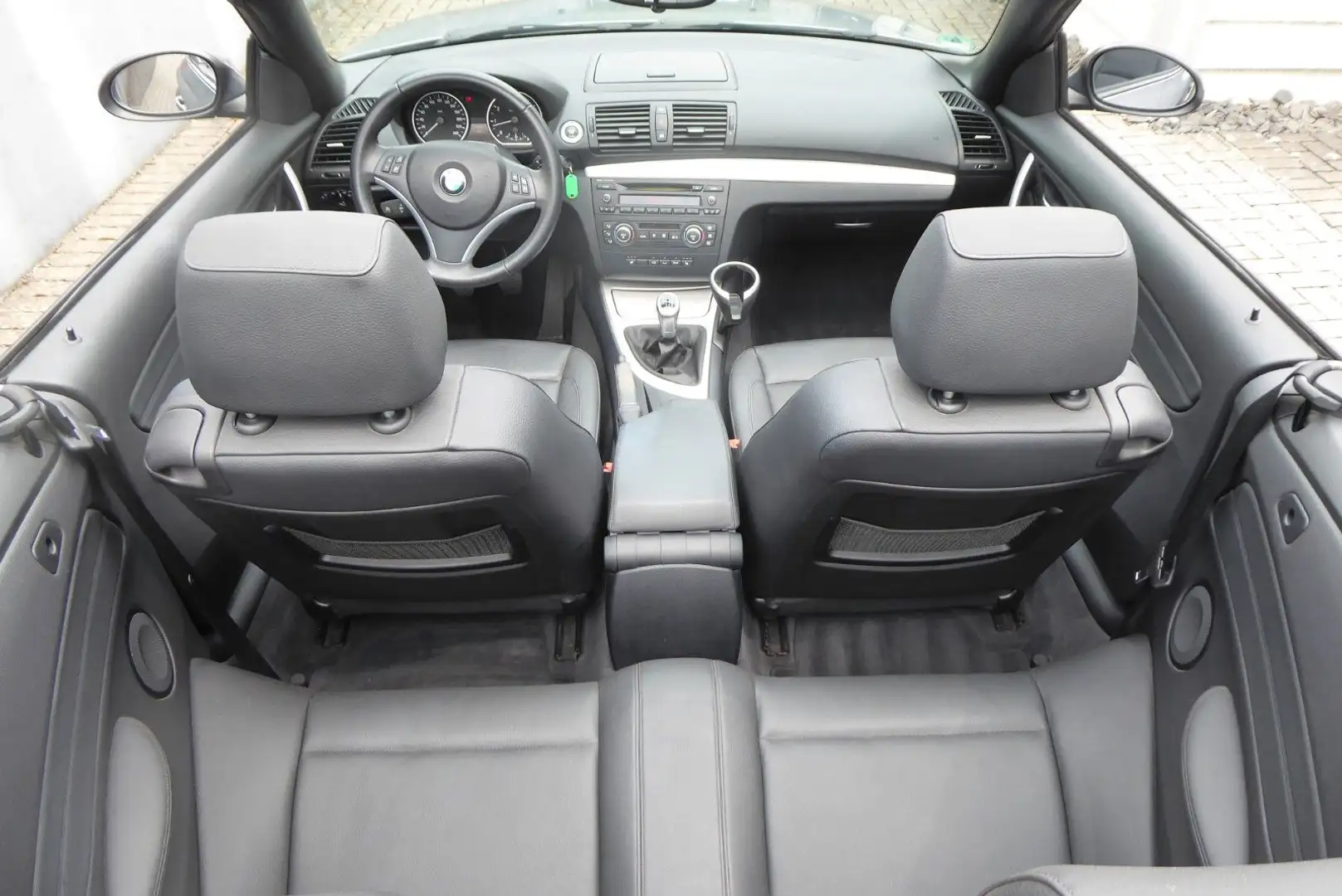BMW 118 i Cabrio original 64.100 km! Gris - 2