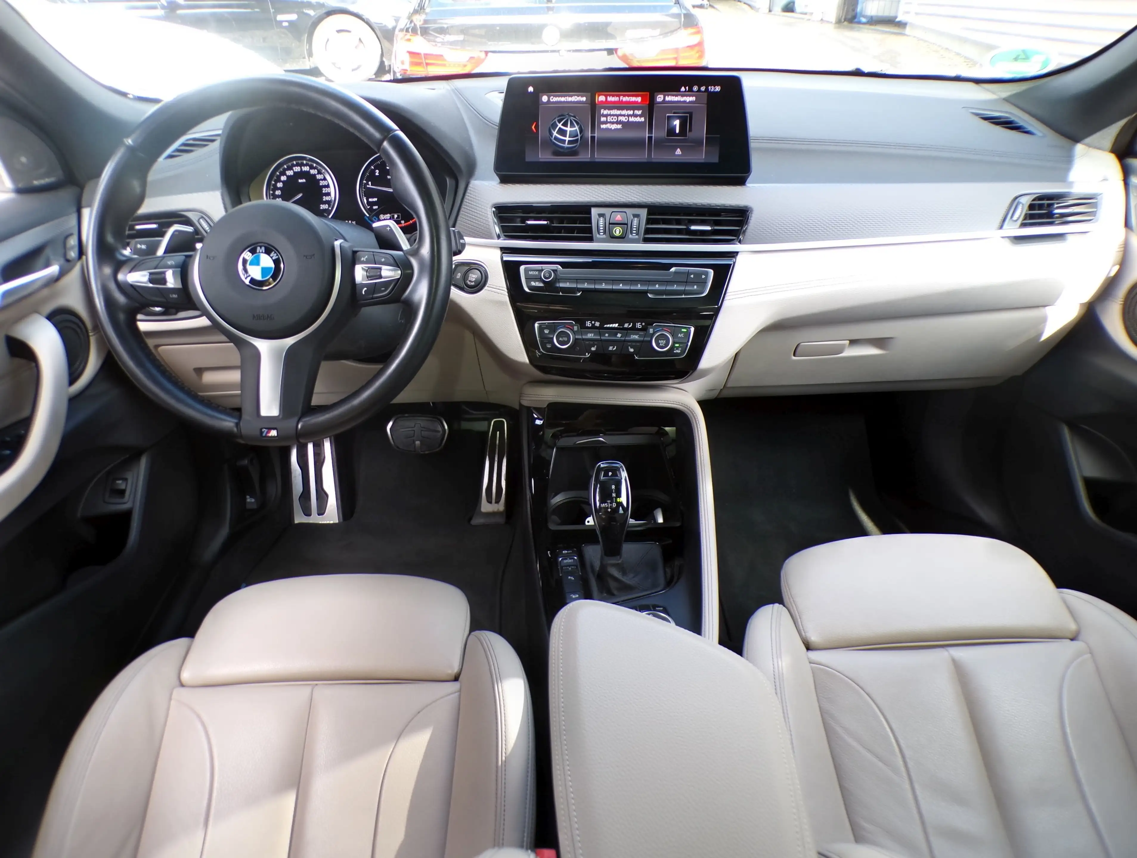 BMW X2 M35i Navi+ HuD HiFi-h/k CarPlay Pano adLED SH — photo 10