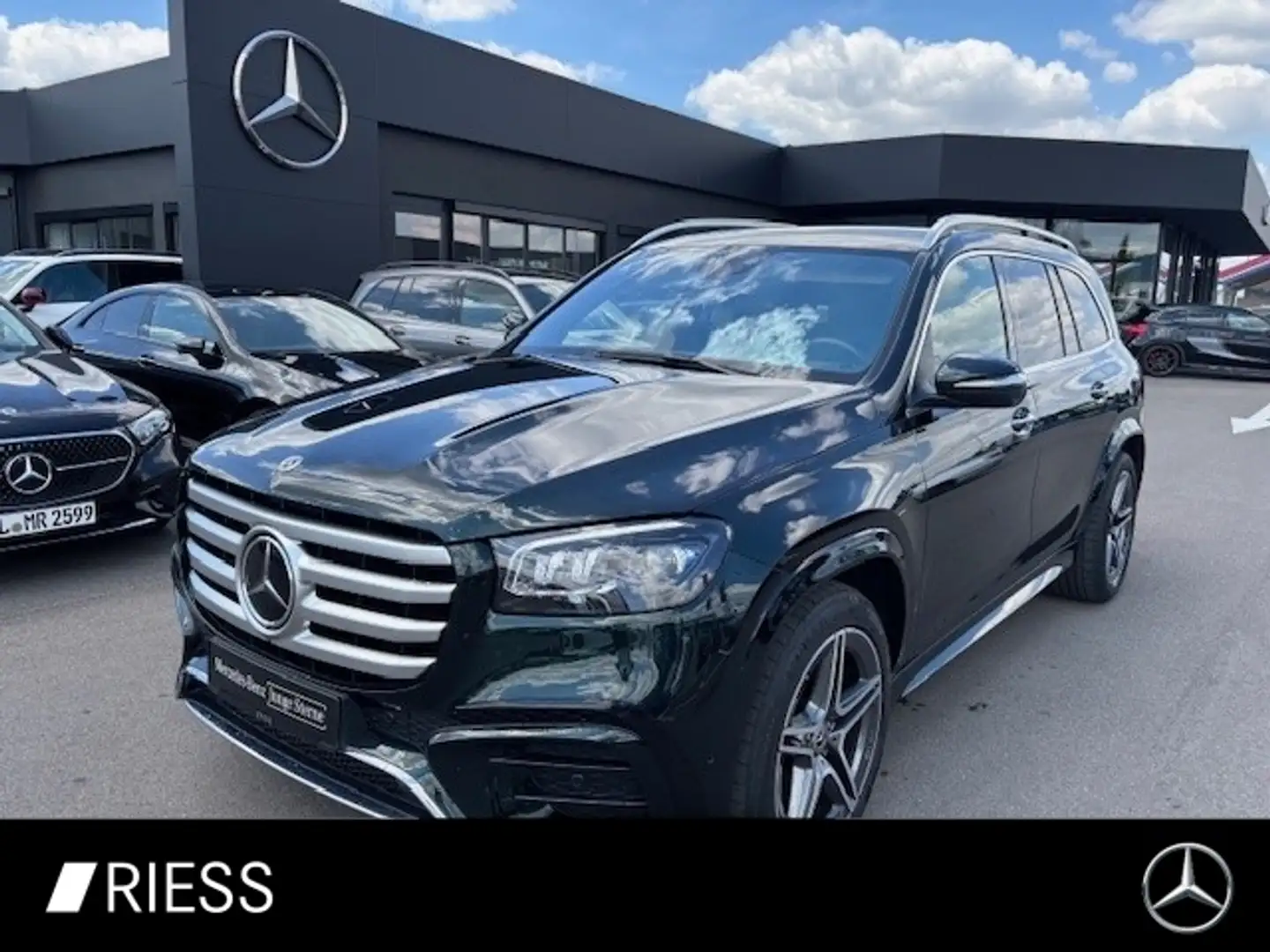 Mercedes-Benz GLS 450 d 4M AMG Sport Distr Pano AHK Sitzkli STH Verde - 1