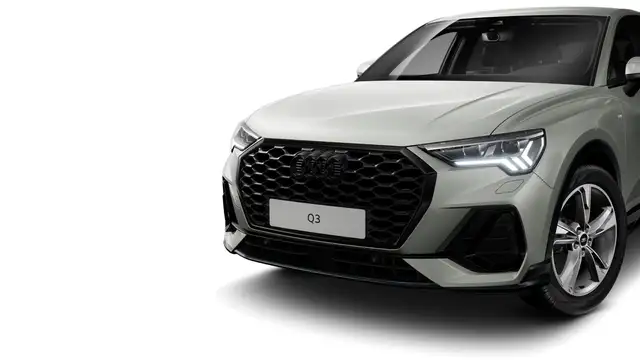 Audi Q3 view 6