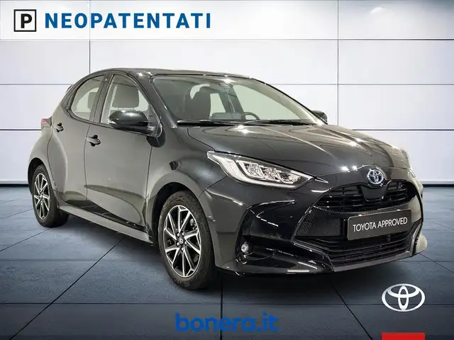 Toyota Yaris view 4