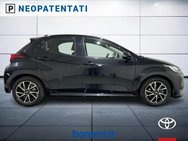Toyota Yaris view 5