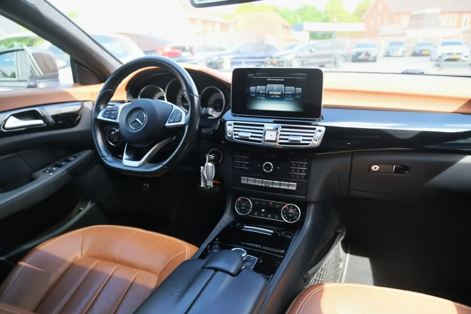 Mercedes-Benz CLS 220 Shooting Brake d AMG-Line, Pano, Leder, 360Camera Grau - 2