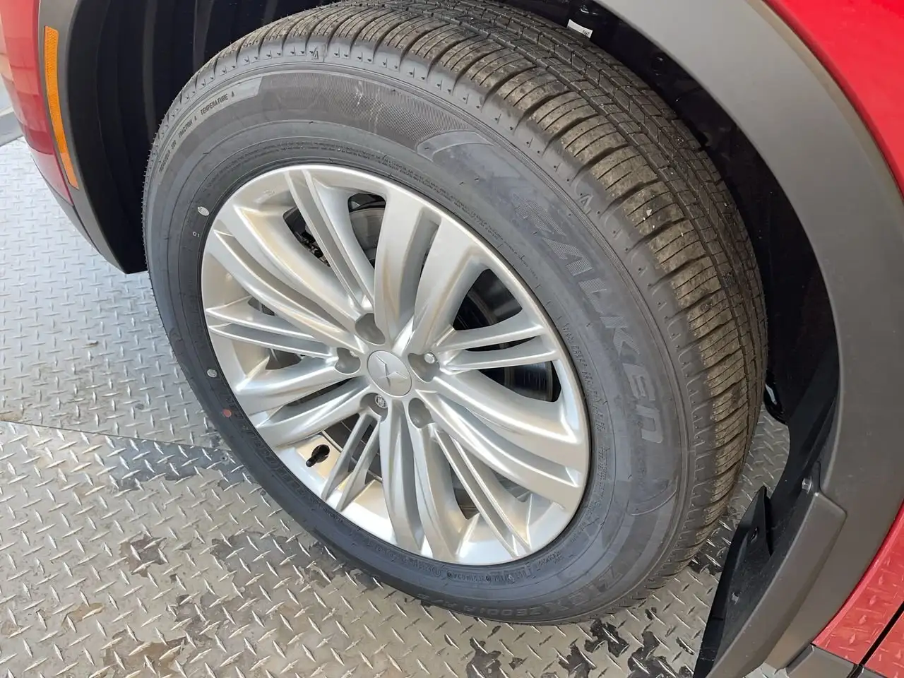 Mitsubishi Outlander снимка Mitsubishi Outlander