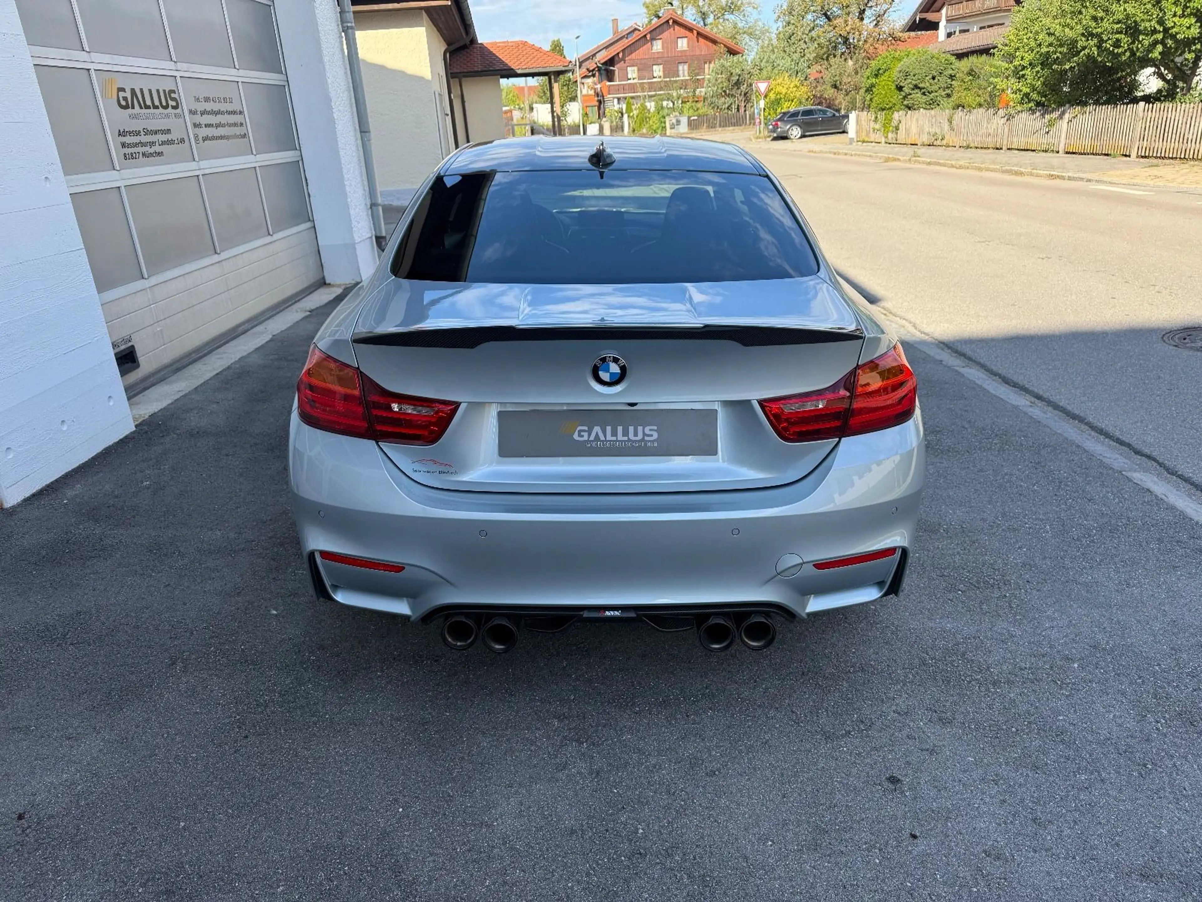 BMW M4 Coupe — photo 7