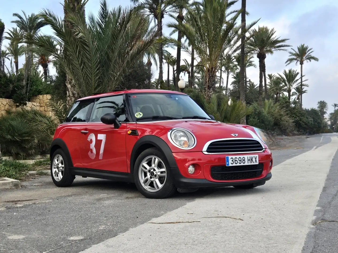 MINI One D Rouge - 1