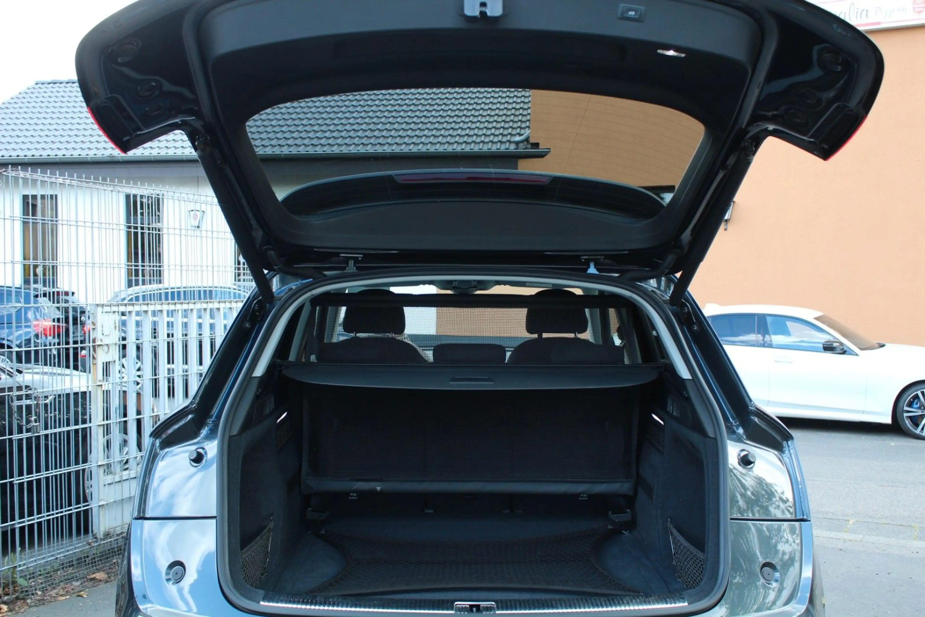 Audi Q5 40 TDI qu. 1.HAND! S-Tronic 19" KAM ASSISTENZ — photo 5