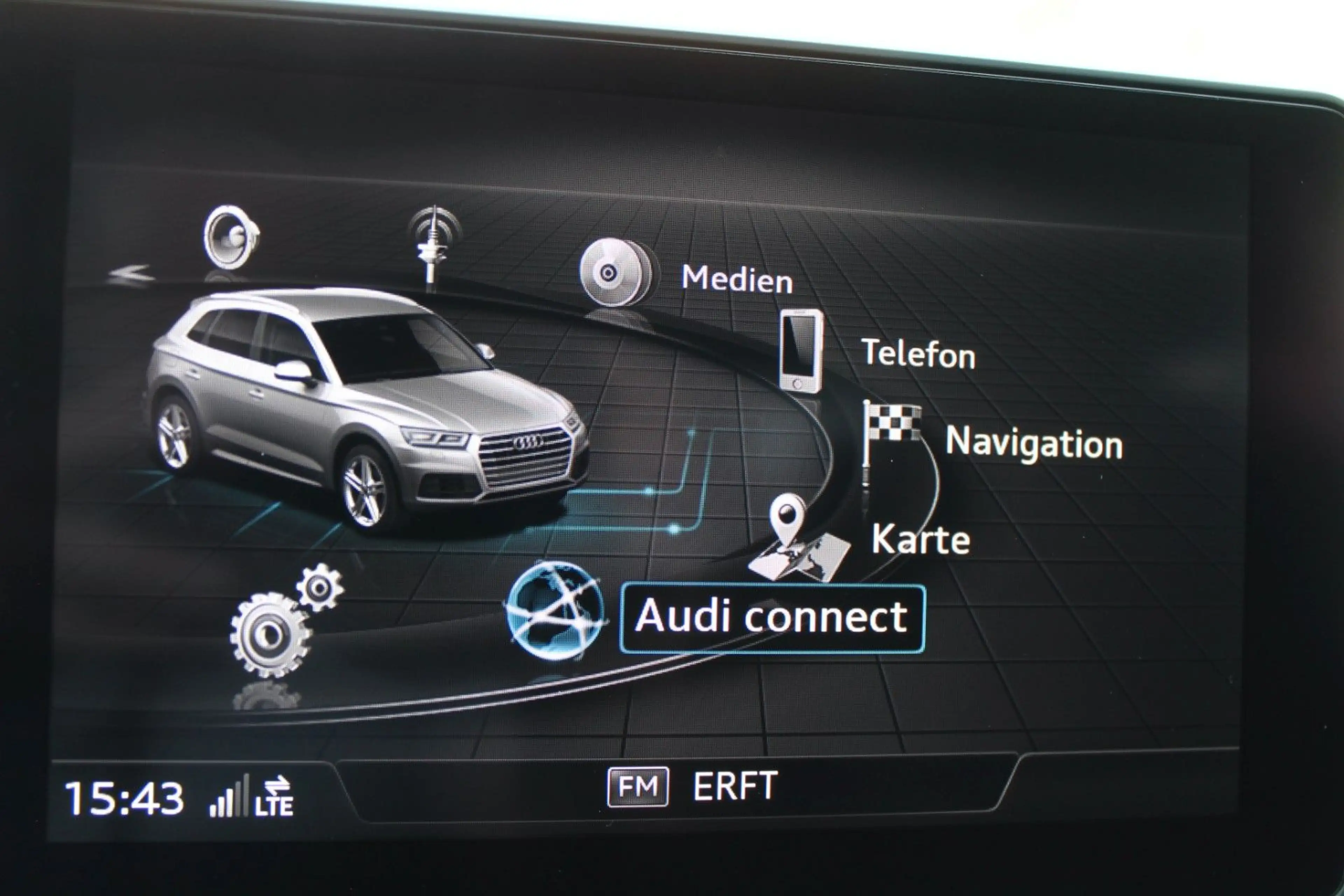 Audi Q5 40 TDI qu. 1.HAND! S-Tronic 19" KAM ASSISTENZ — photo 18