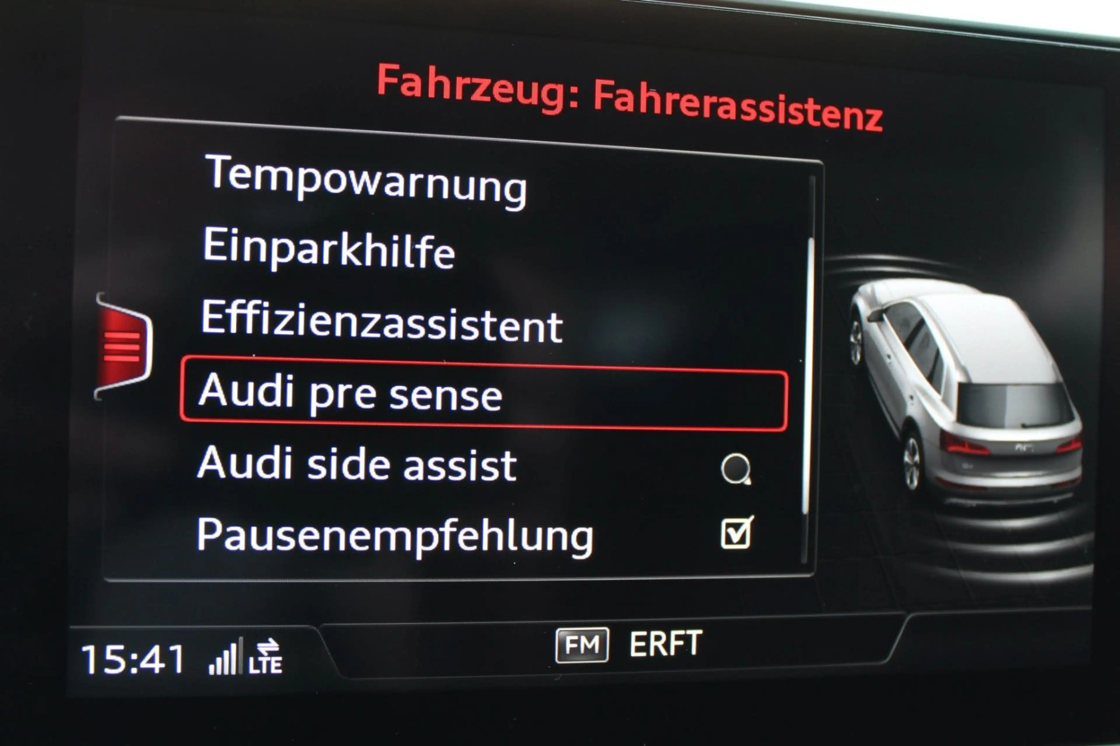 Audi Q5 40 TDI qu. 1.HAND! S-Tronic 19" KAM ASSISTENZ — photo 11