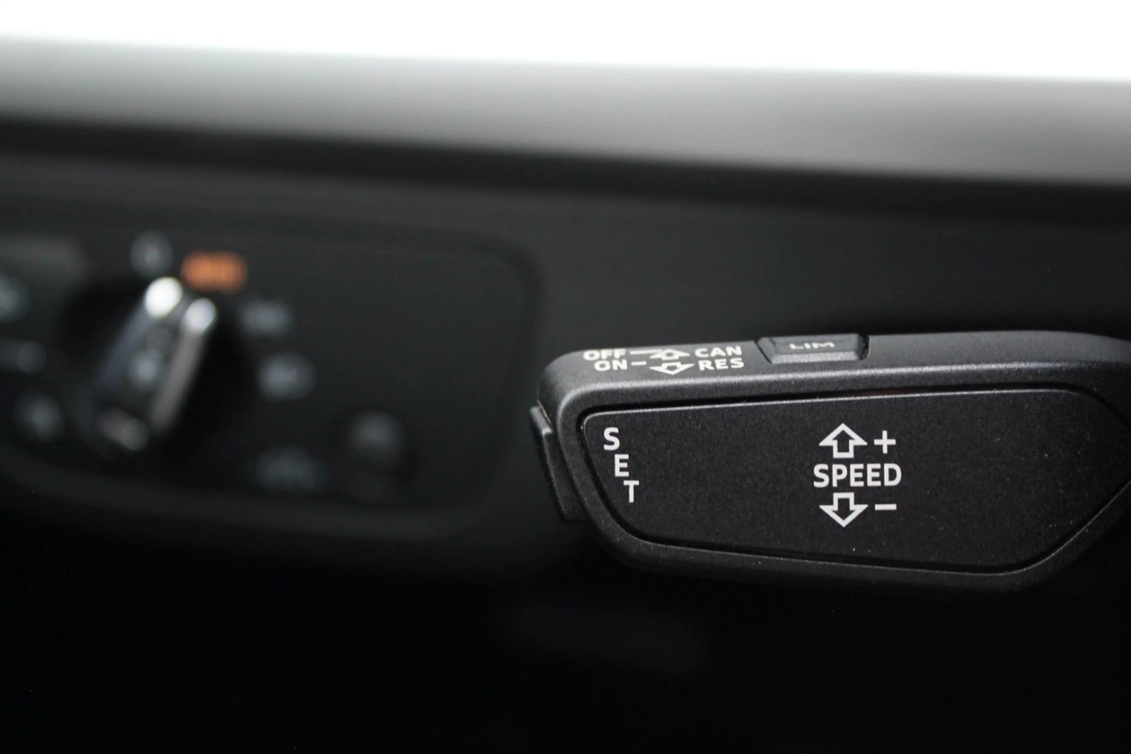 Audi Q5 40 TDI qu. 1.HAND! S-Tronic 19" KAM ASSISTENZ — photo 26