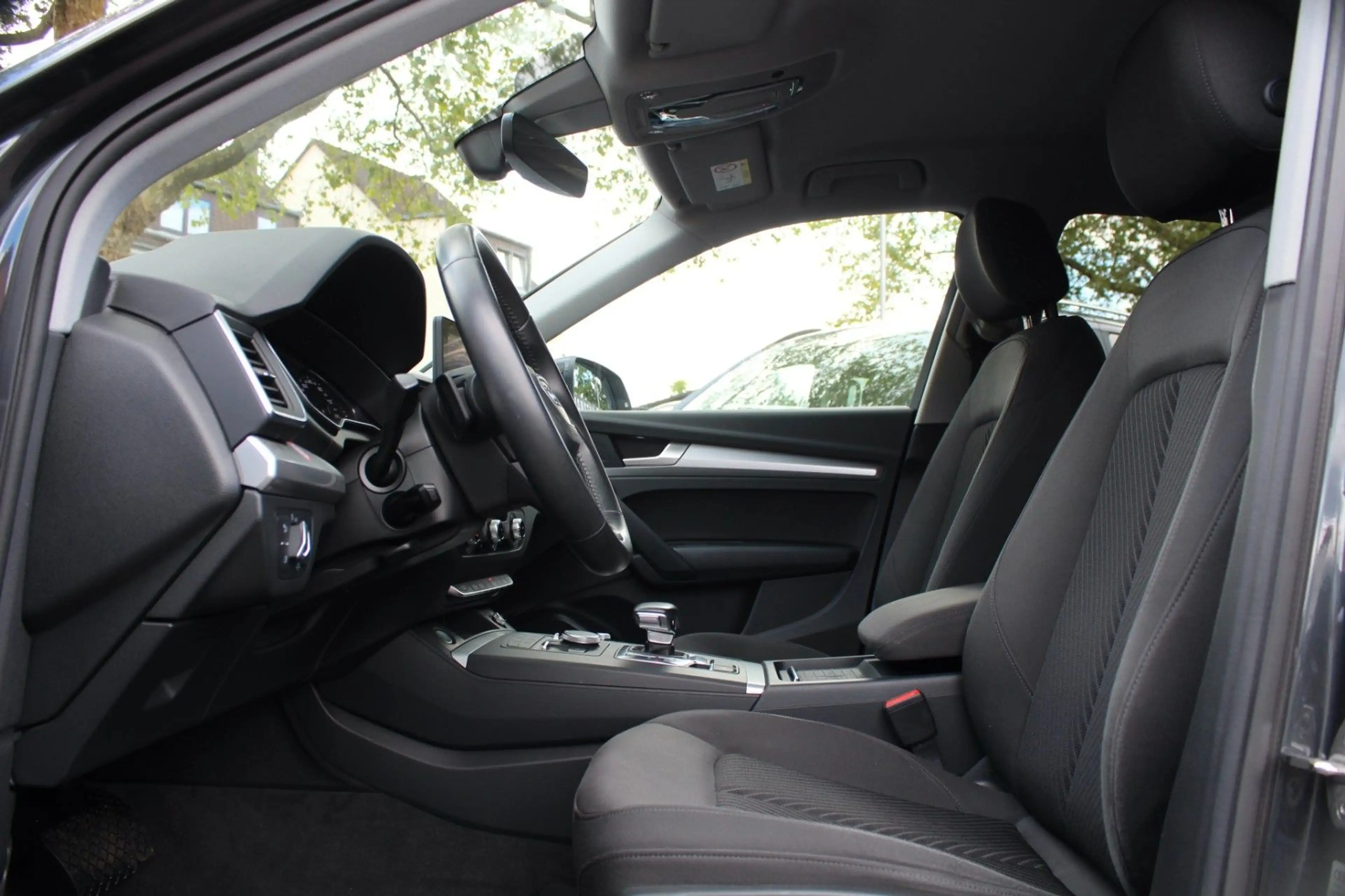 Audi Q5 40 TDI qu. 1.HAND! S-Tronic 19" KAM ASSISTENZ — photo 21