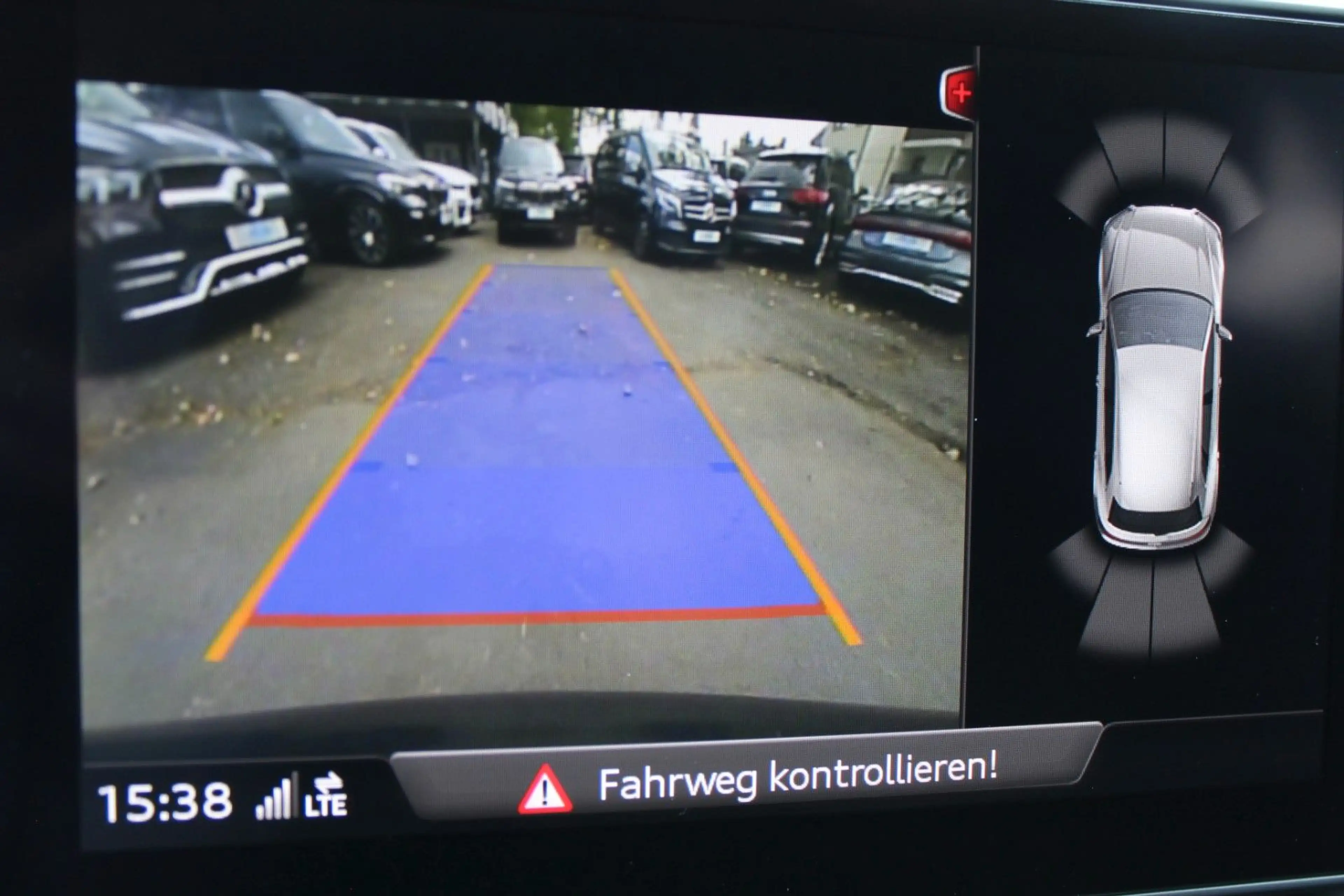 Audi Q5 40 TDI qu. 1.HAND! S-Tronic 19" KAM ASSISTENZ — photo 8