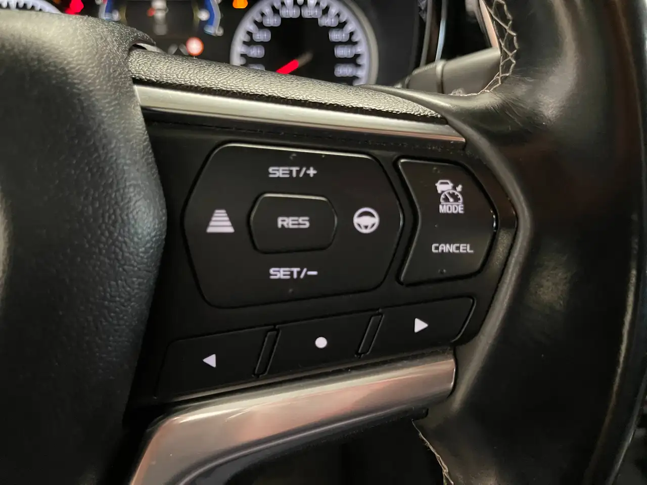 Isuzu D-Max 2021 — фото 15