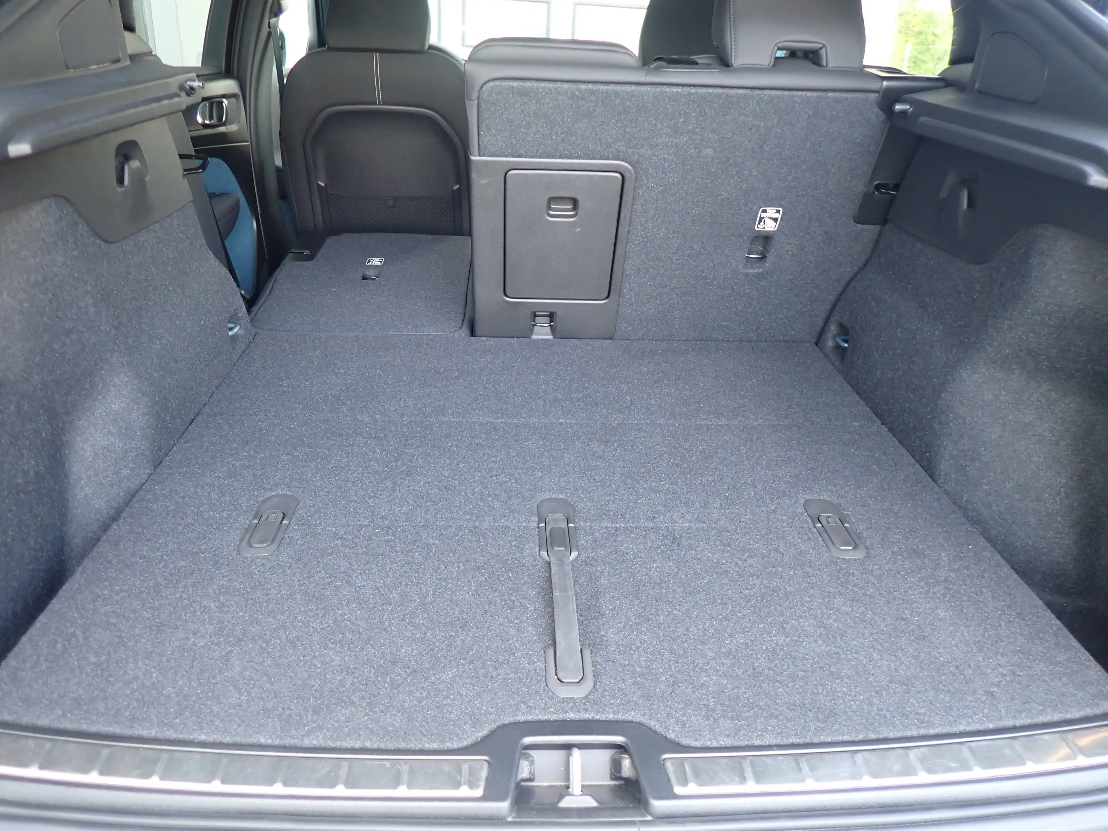 Volvo C40 Recharge Single Eng. Plus  "Microtech"  LP:56300.- — photo 14