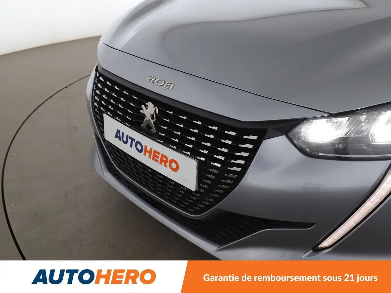 Peugeot 208 208 — photo 31
