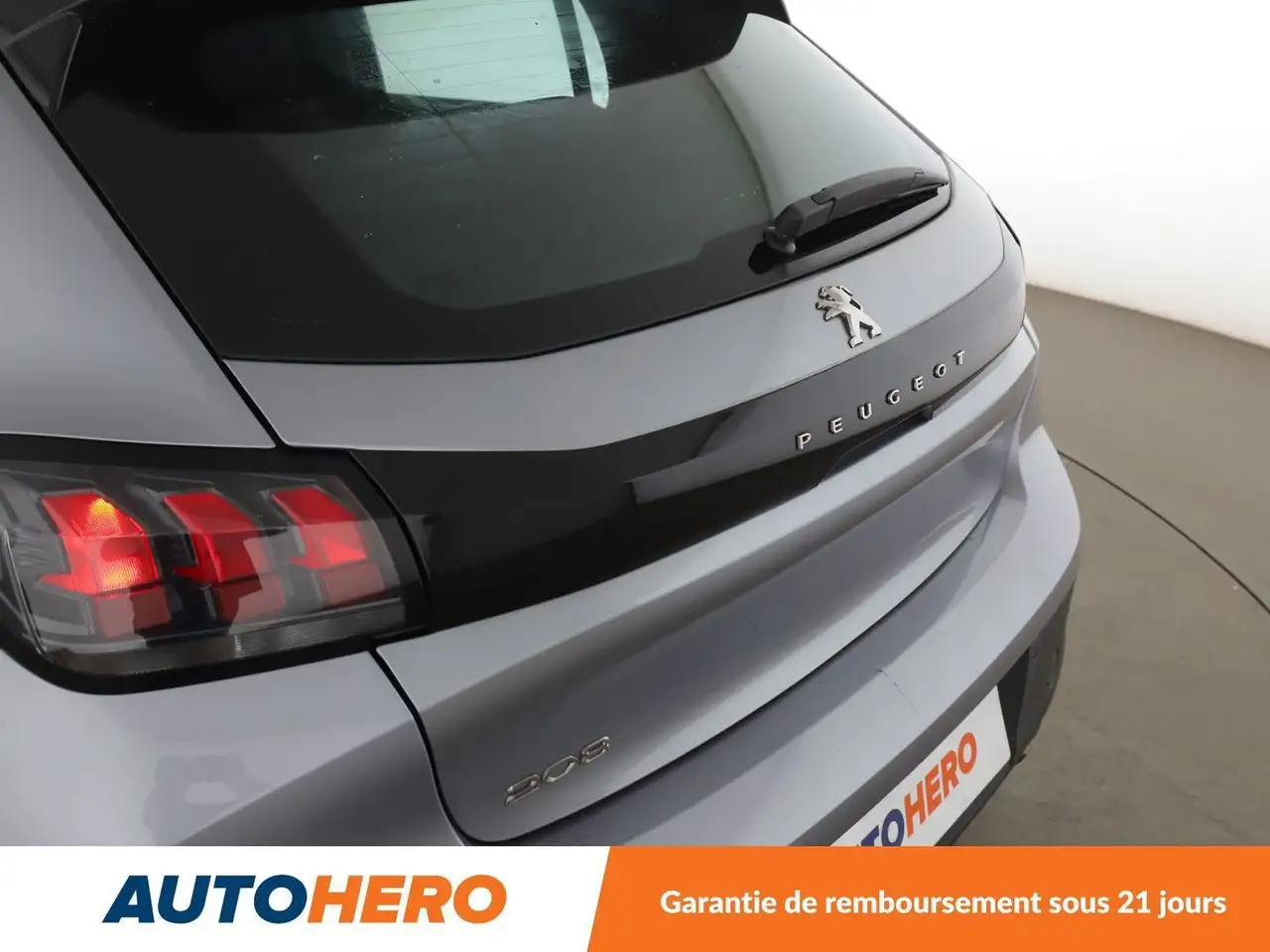Peugeot 208 208 — photo 33