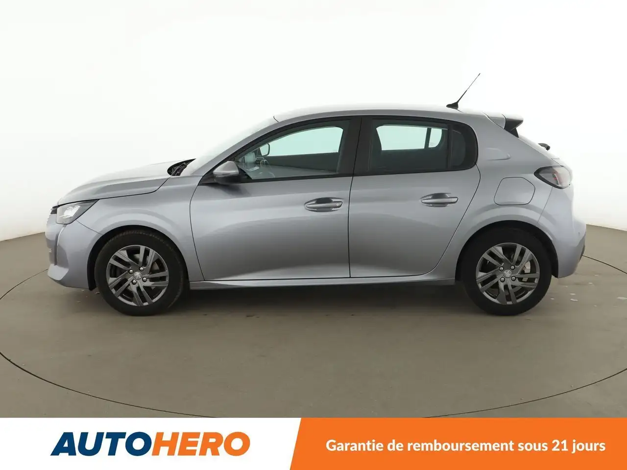 Peugeot 208 208 — photo 3