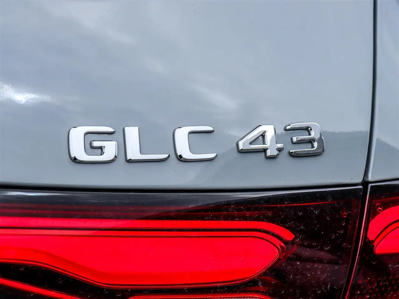 Mercedes-Benz GLC снимка Mercedes-Benz GLC
