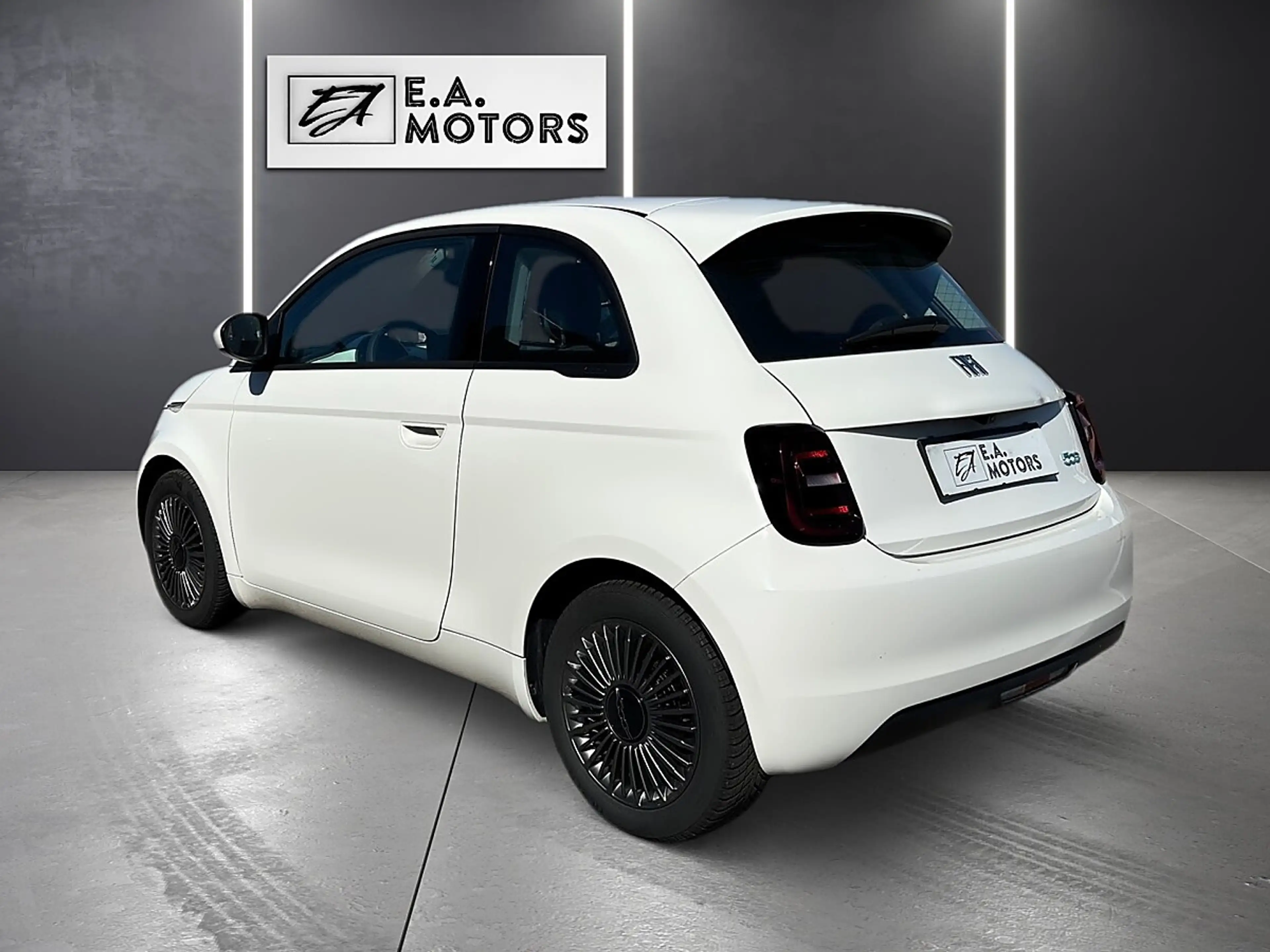 Fiat 500e 500 Elektro Icon 42 kWh / monatlich ab € 149,99 — photo 7