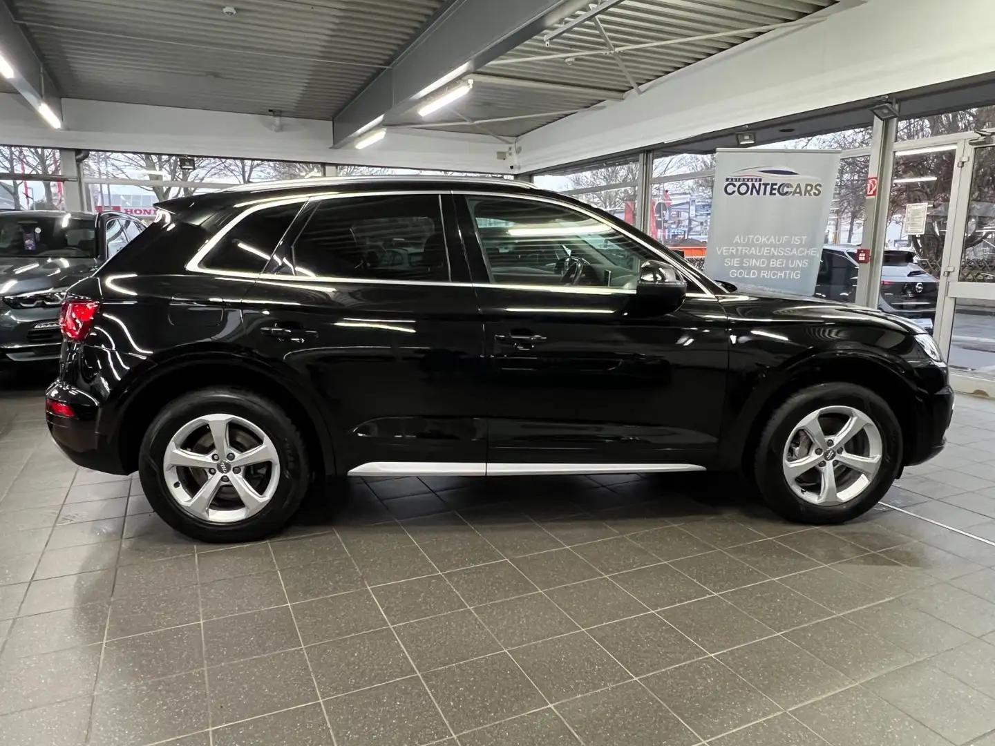 Audi Q5 40TDI quattro sport AHK+Stadt+Tour+Matrix+DSP Schwarz - 1