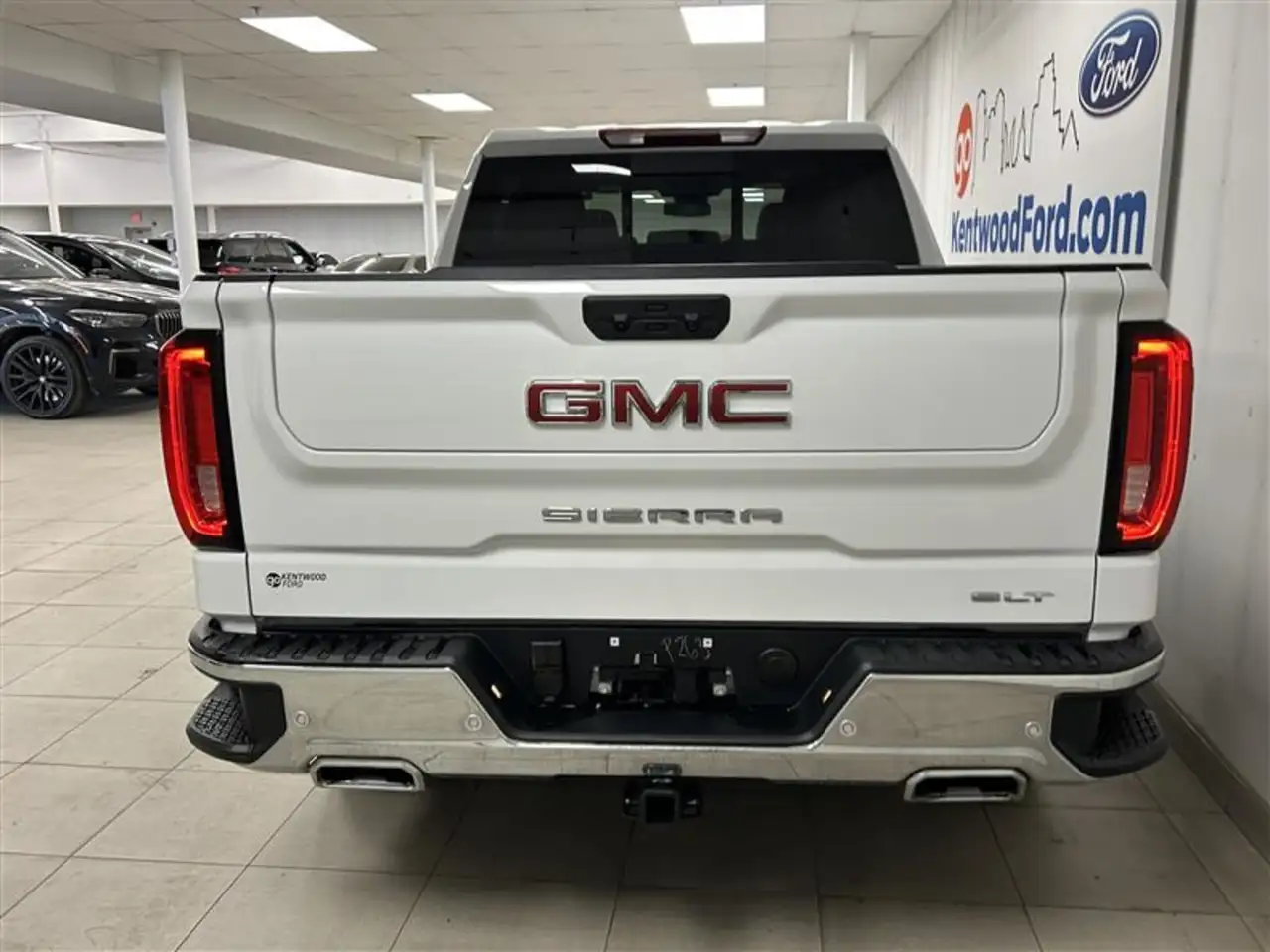 GMC Sierra 1500 снимка GMC Sierra 1500