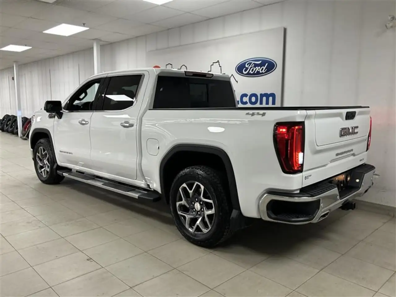 GMC Sierra 1500 снимка GMC Sierra 1500