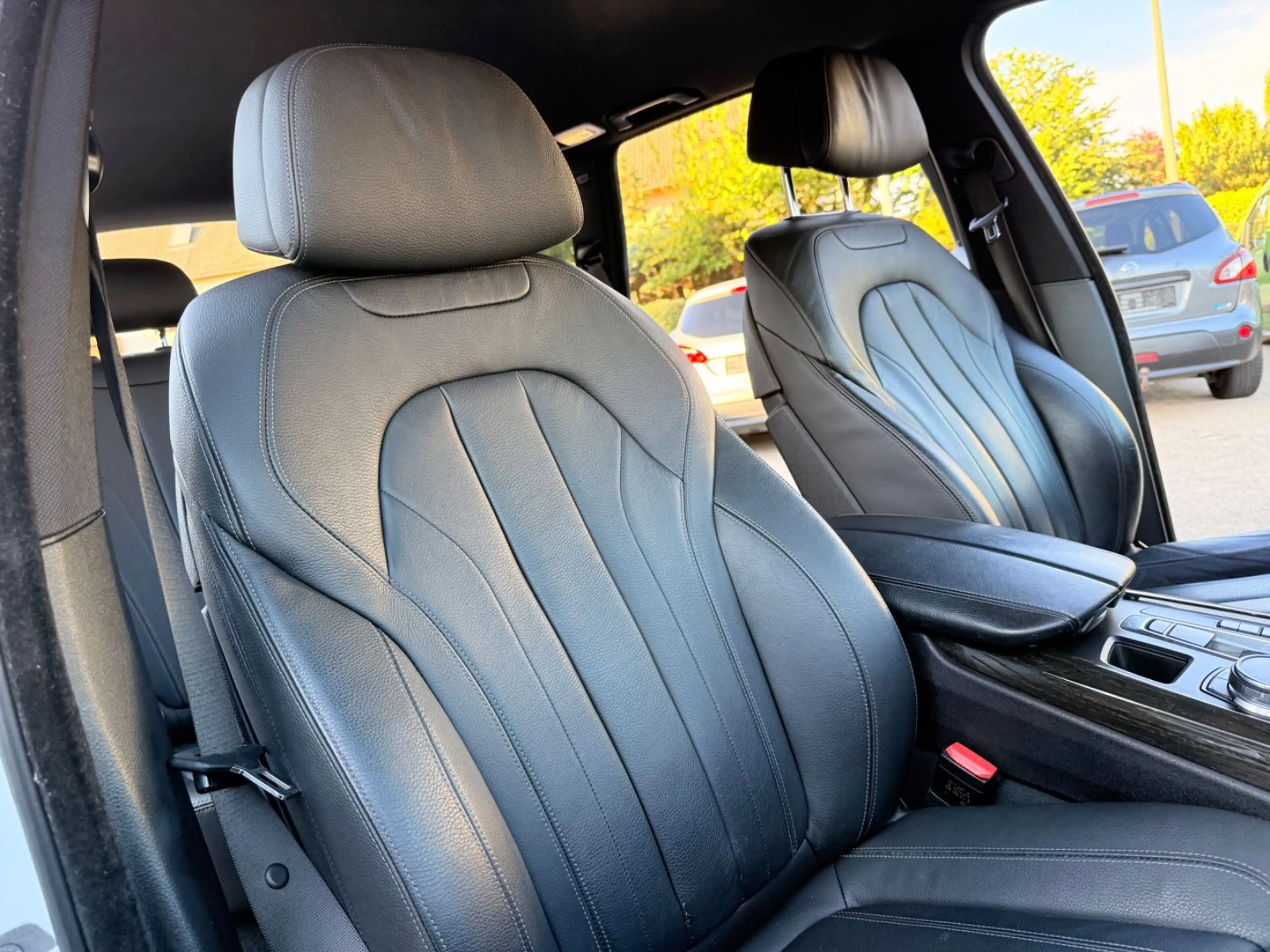 BMW X5 xDrive 30 d — photo 12