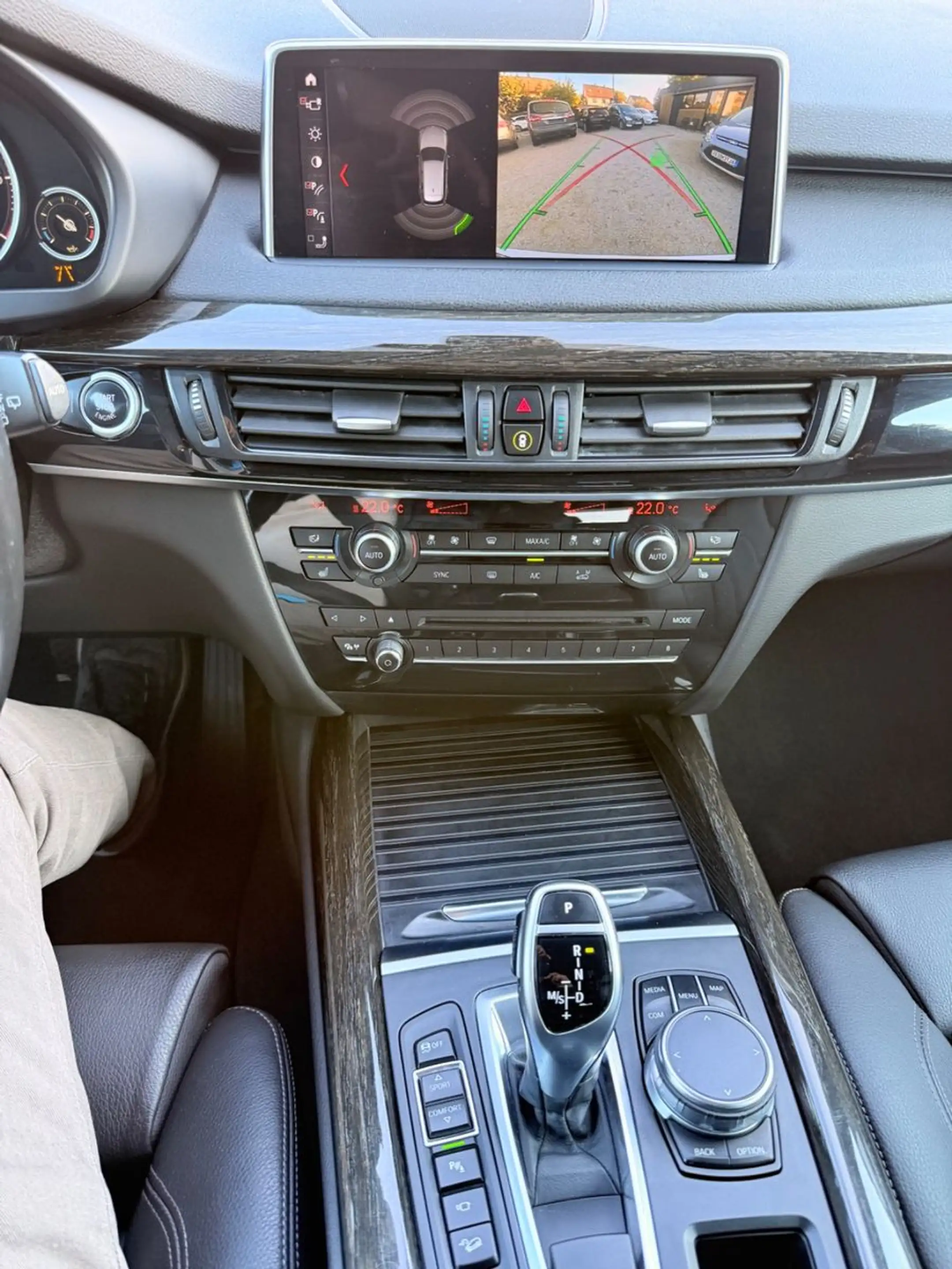 BMW X5 xDrive 30 d — photo 33