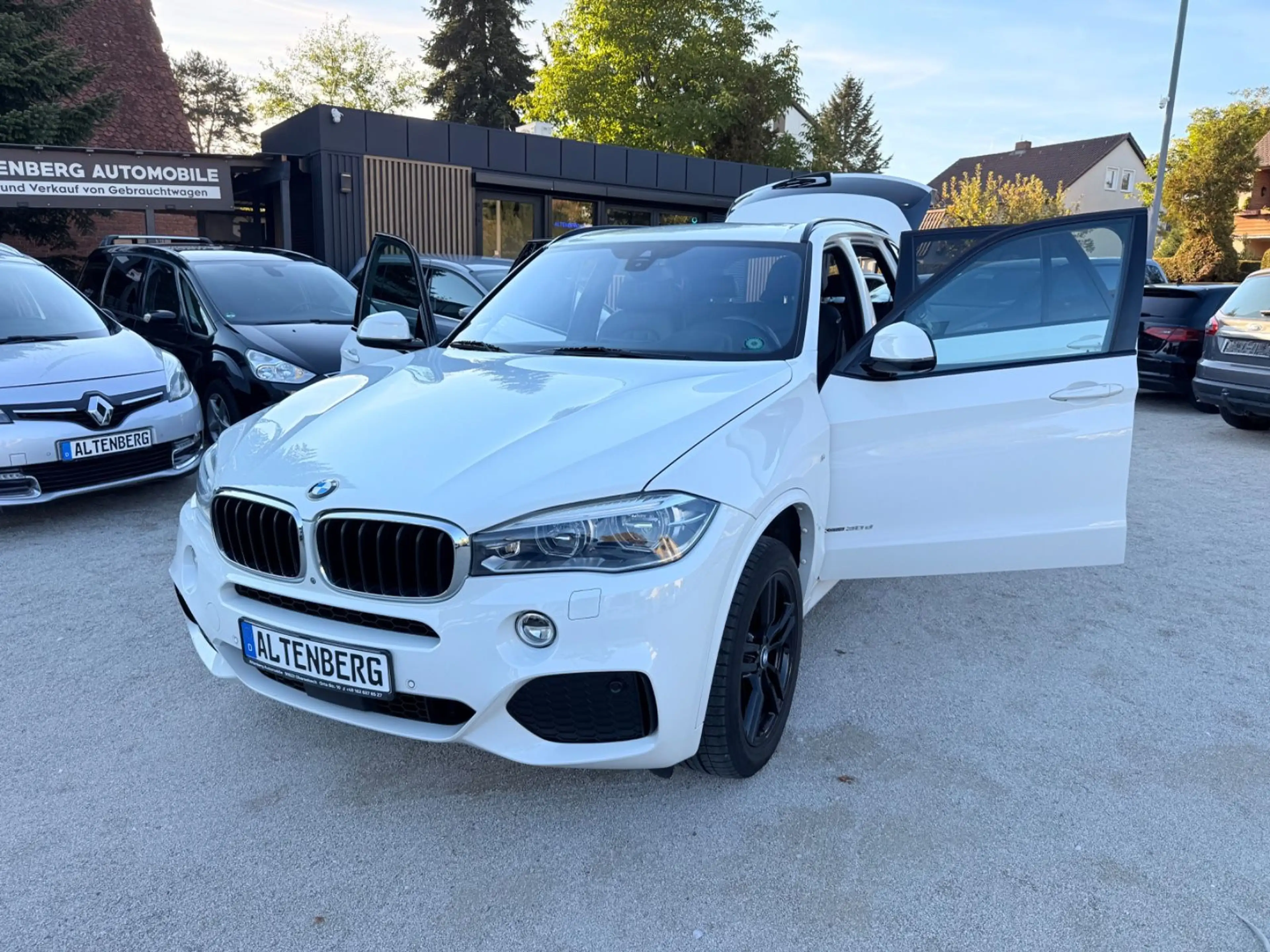 BMW X5 xDrive 30 d — photo 9