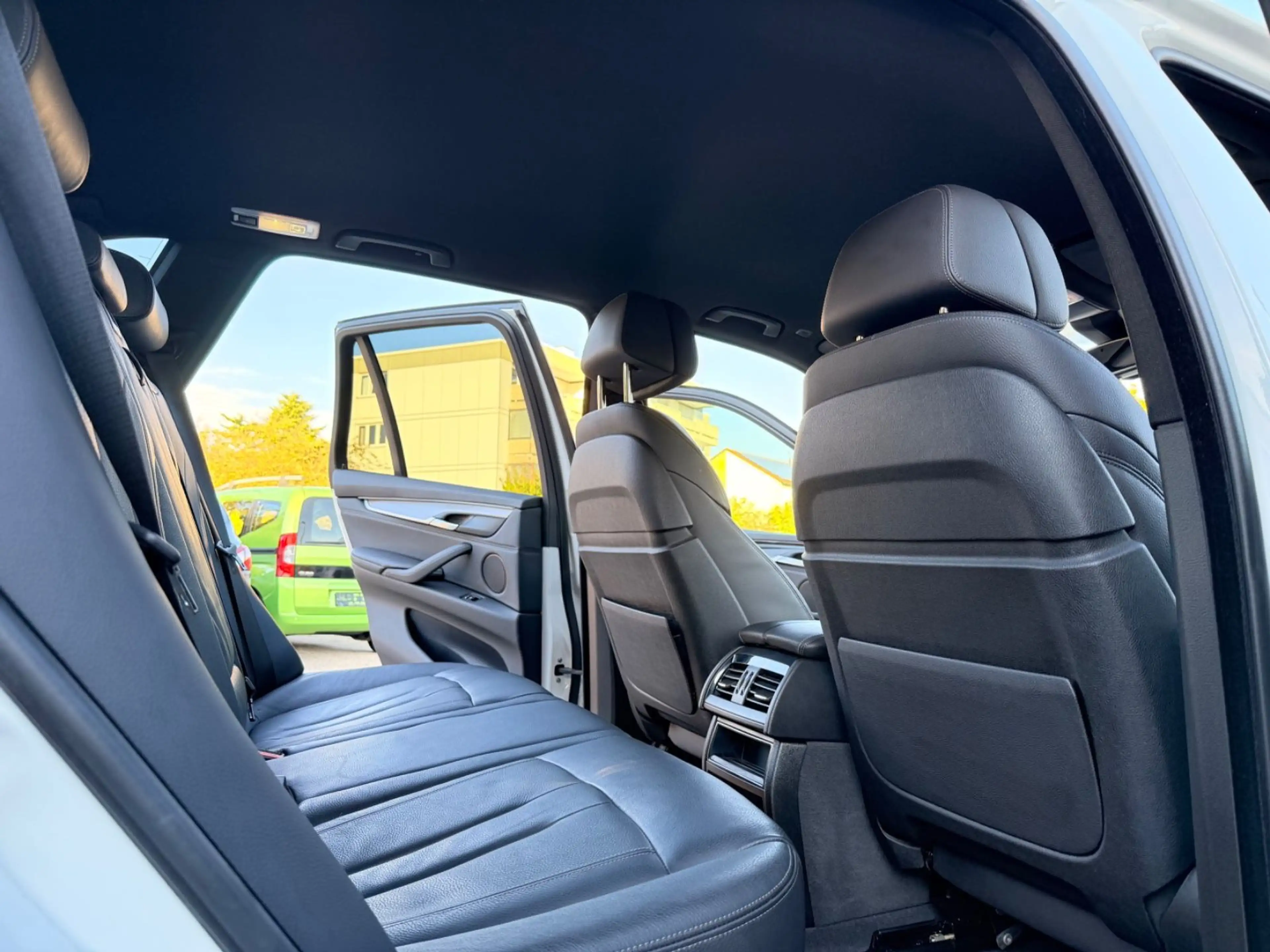 BMW X5 xDrive 30 d — photo 22