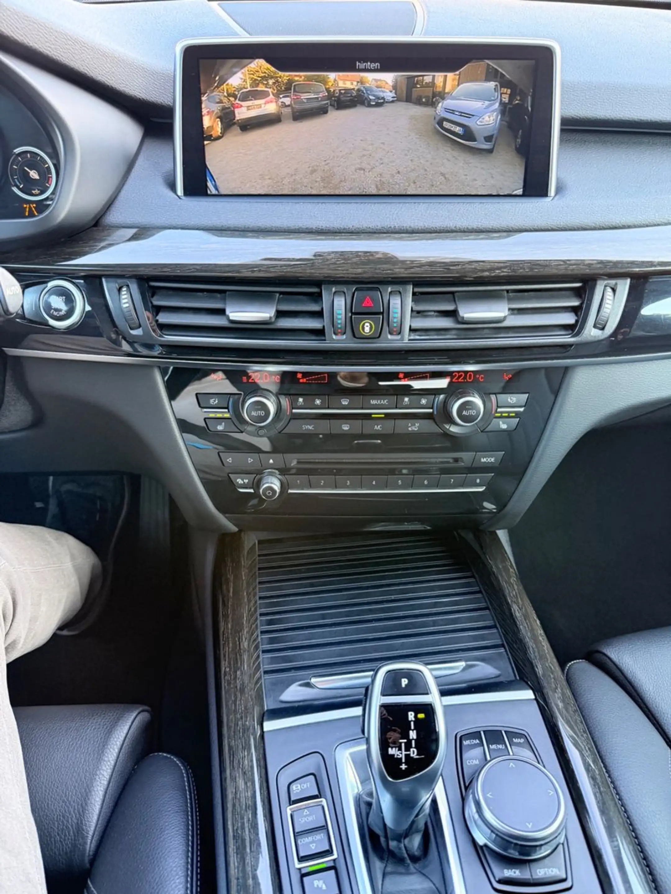 BMW X5 xDrive 30 d — photo 31