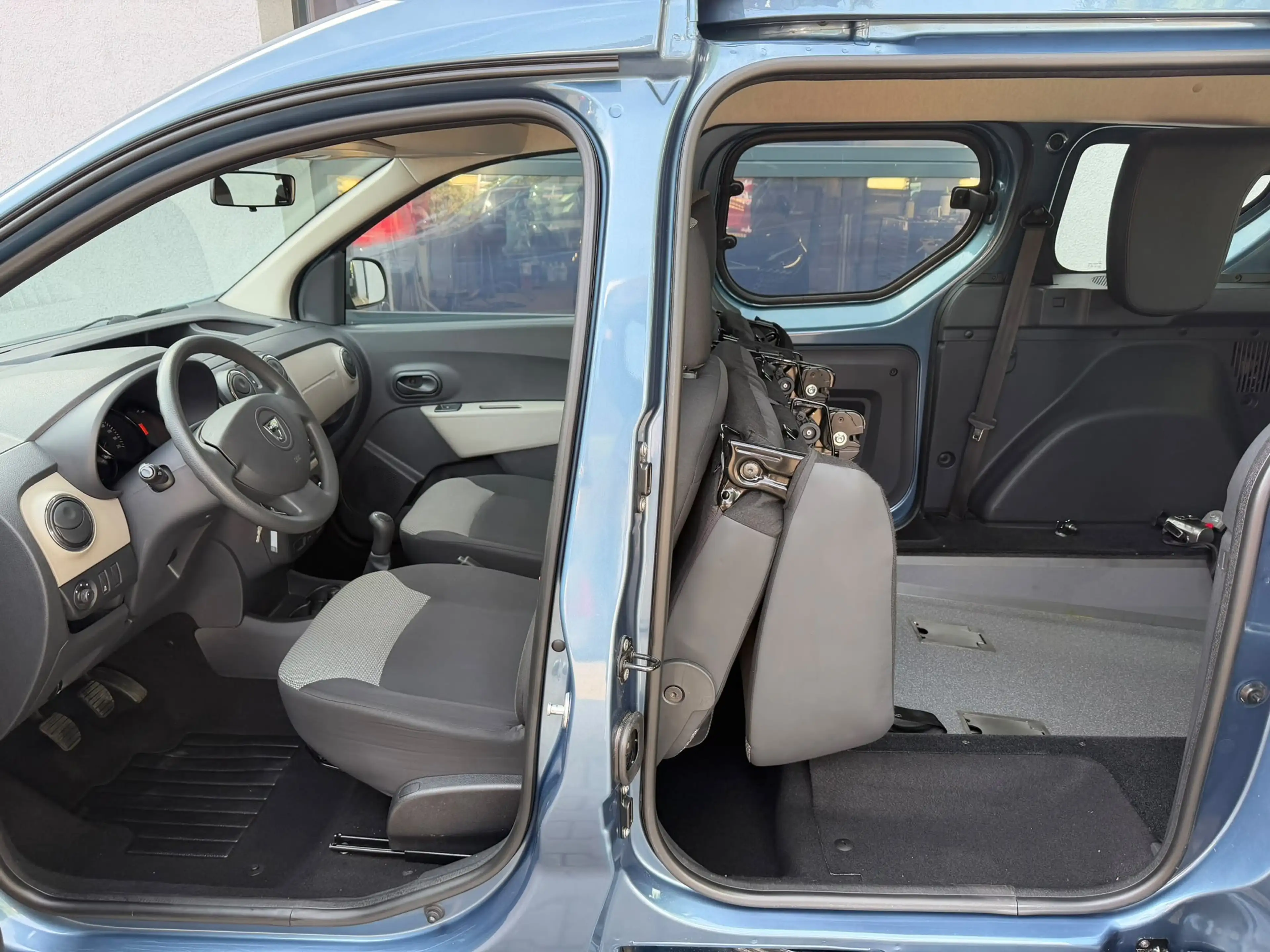 Dacia Dokker 1,6 Klima Behindertengerecht Rollstuhlrampe — photo 13