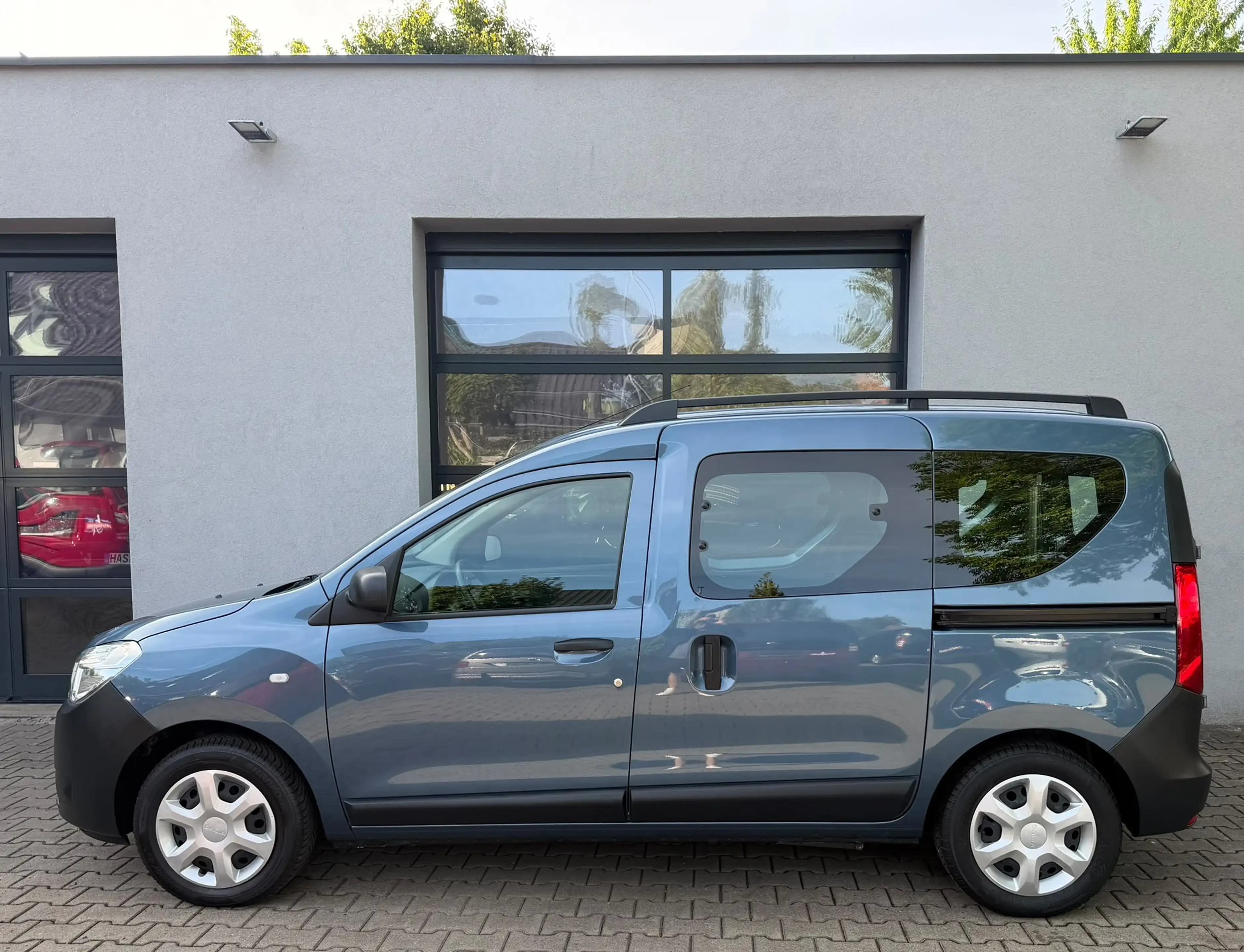 Dacia Dokker 1,6 Klima Behindertengerecht Rollstuhlrampe — photo 7