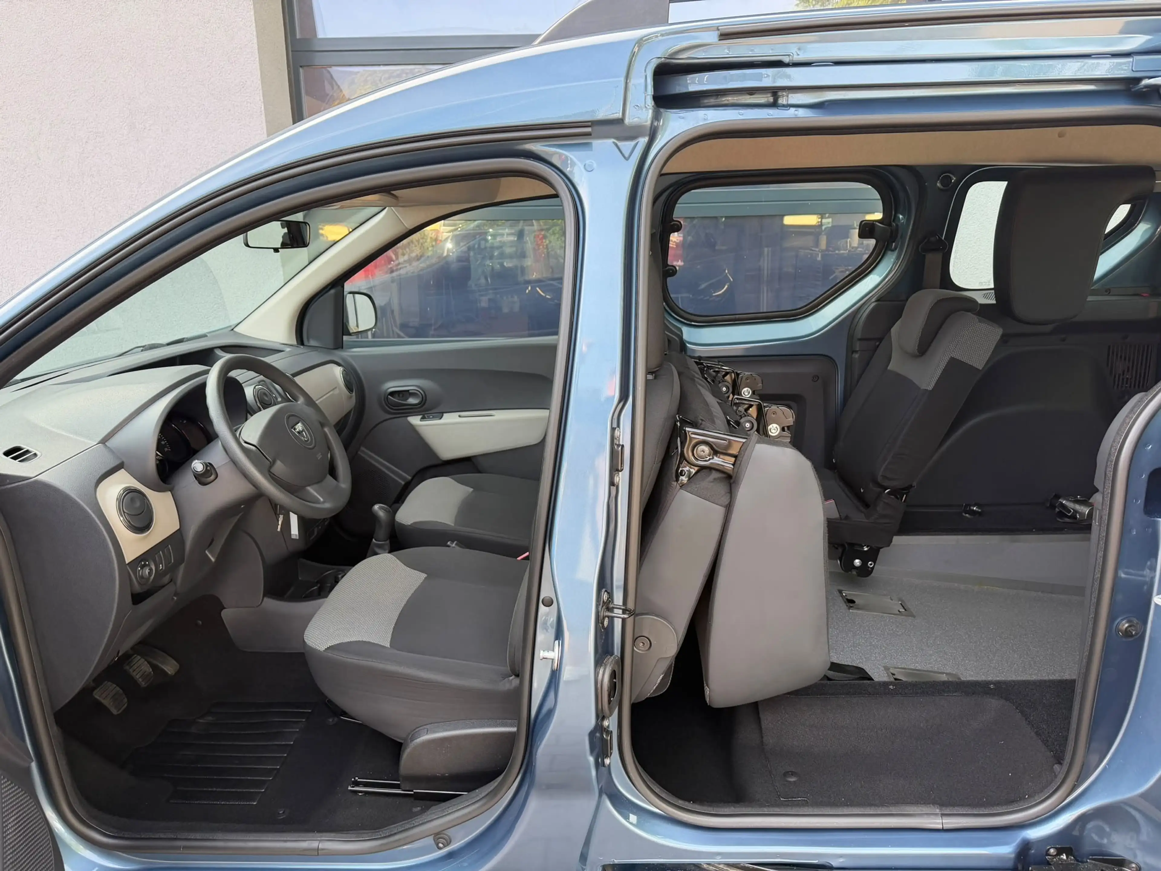 Dacia Dokker 1,6 Klima Behindertengerecht Rollstuhlrampe — photo 12