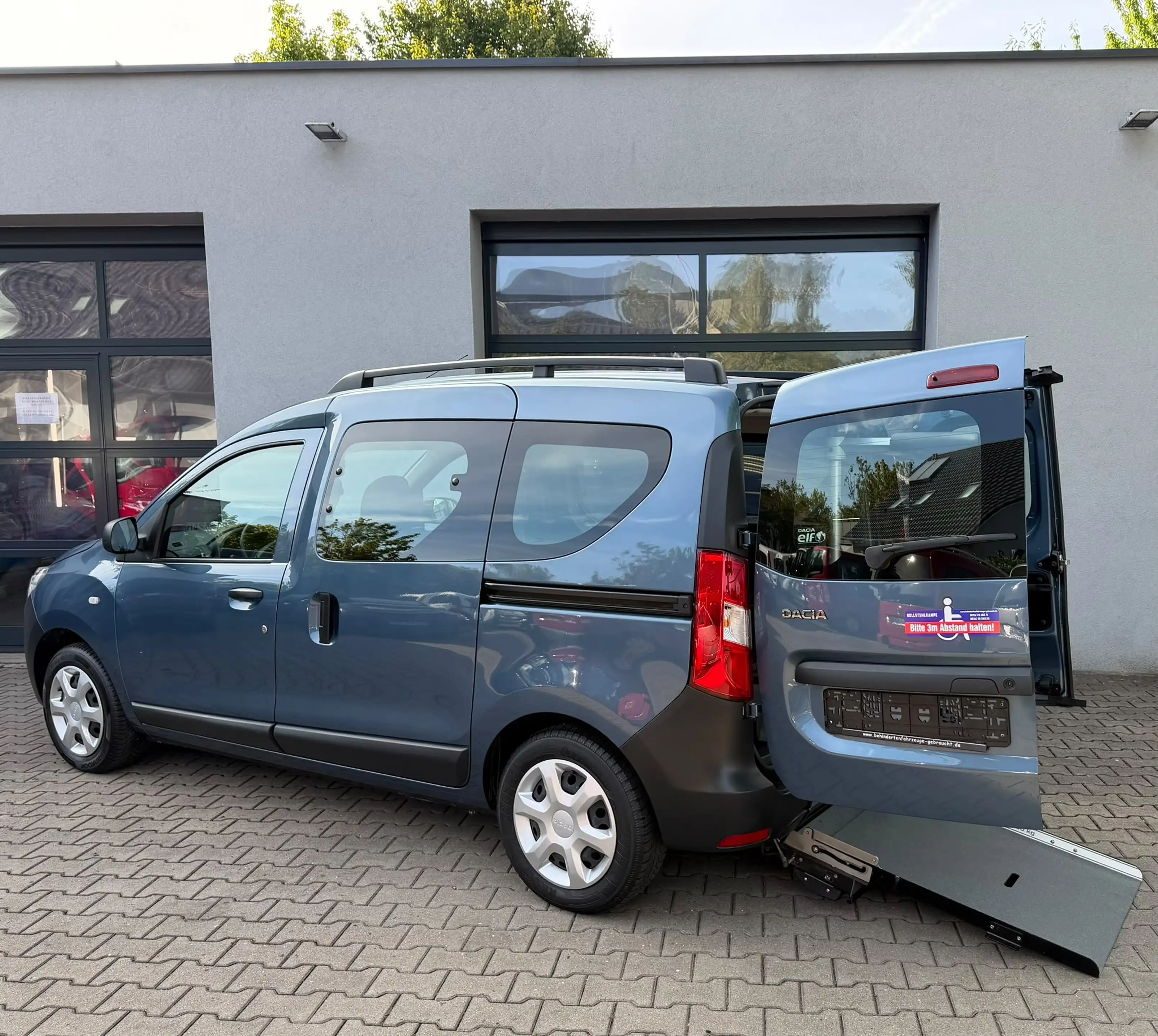 Dacia Dokker 1,6 Klima Behindertengerecht Rollstuhlrampe — photo 3