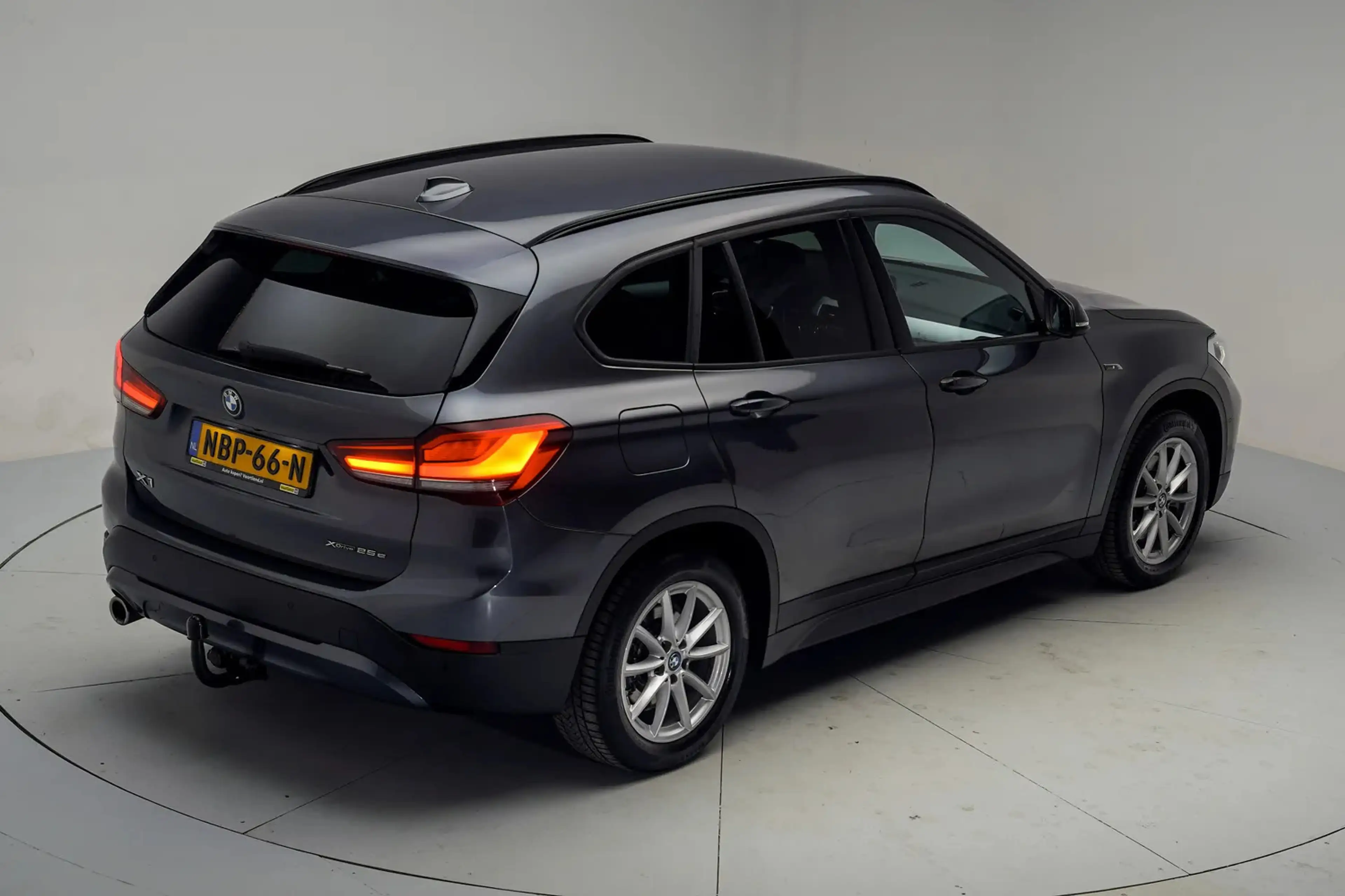BMW X1 xDrive 25e High Executive Aut. [ Leder Head-up Tre — photo 15
