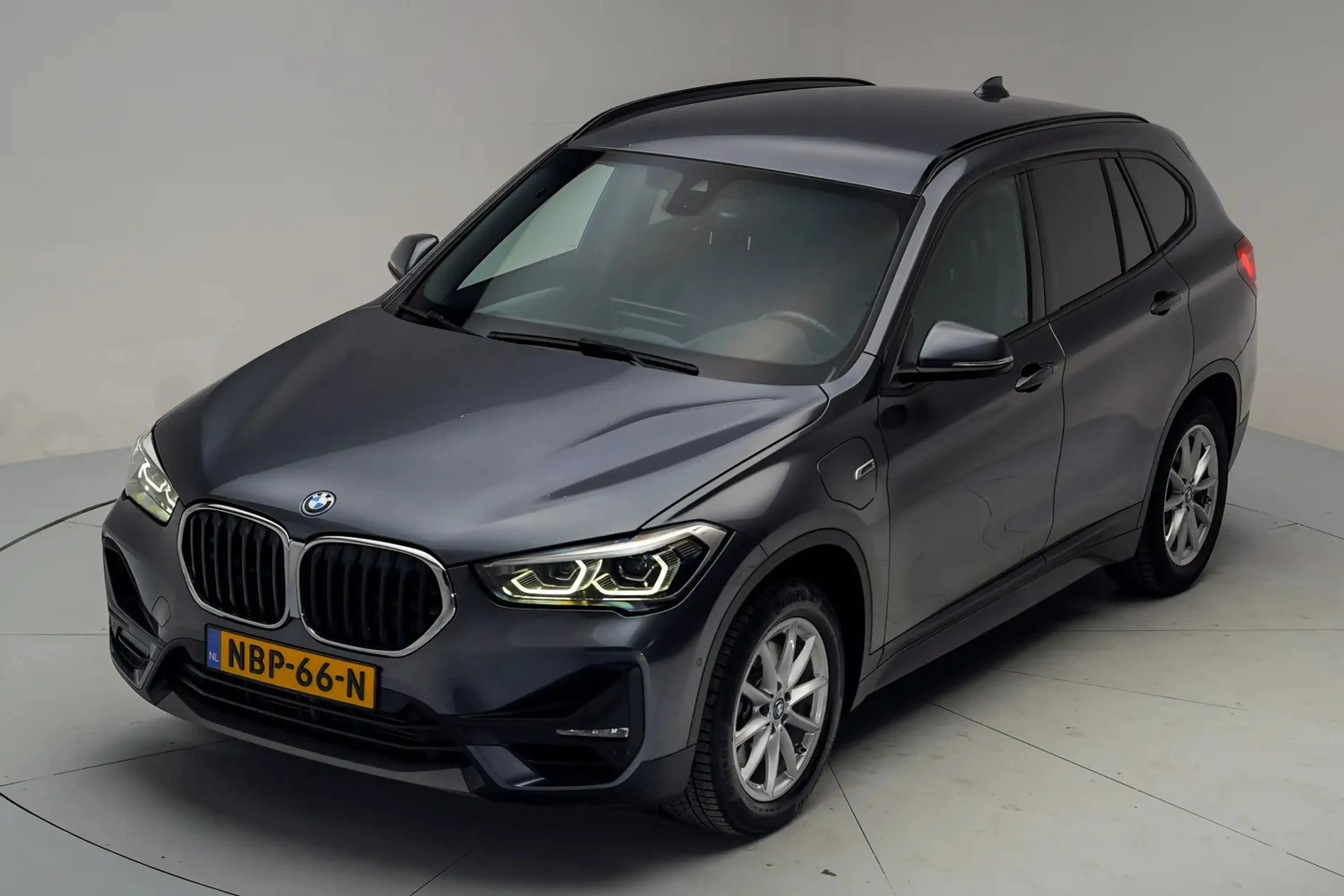 BMW X1 xDrive 25e High Executive Aut. [ Leder Head-up Tre — photo 14