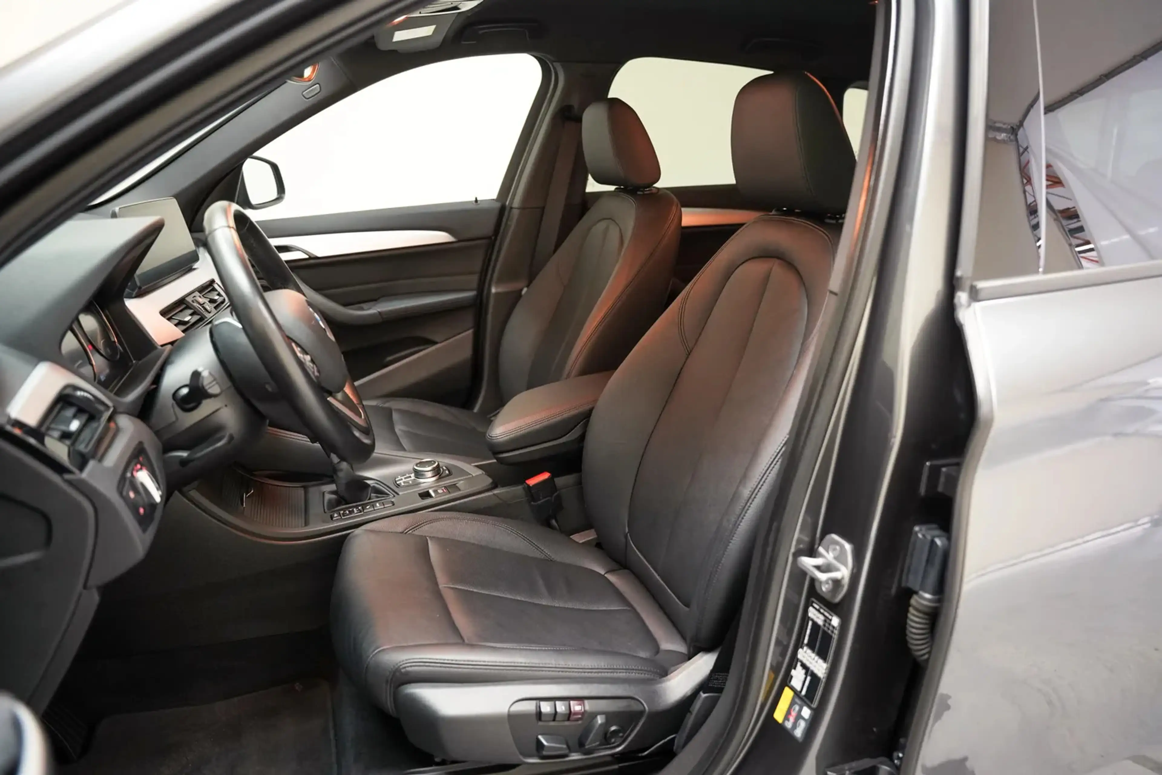BMW X1 xDrive 25e High Executive Aut. [ Leder Head-up Tre — photo 11