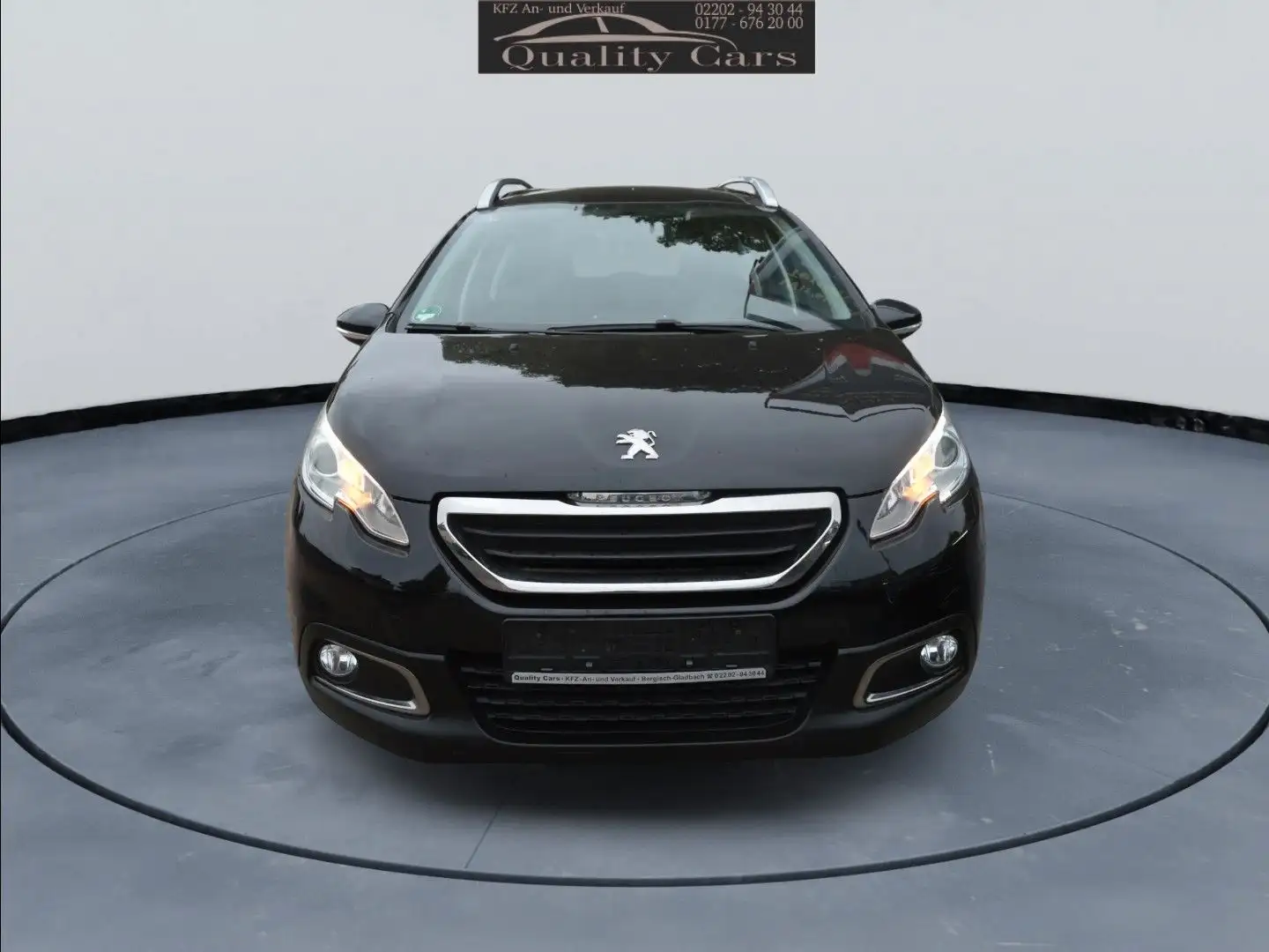 Peugeot 2008 Active 77.000km  1. Hand Noir - 1