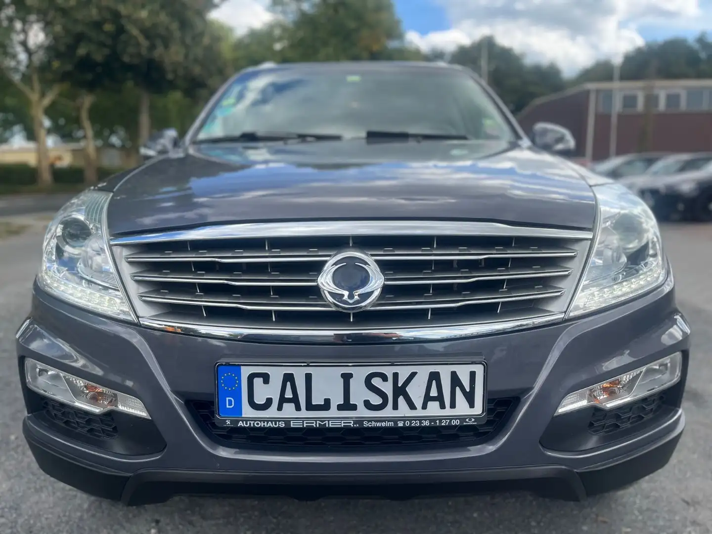 SsangYong Rexton W Executive 4WD°1HAND°AHK 2600kg° Gris - 2